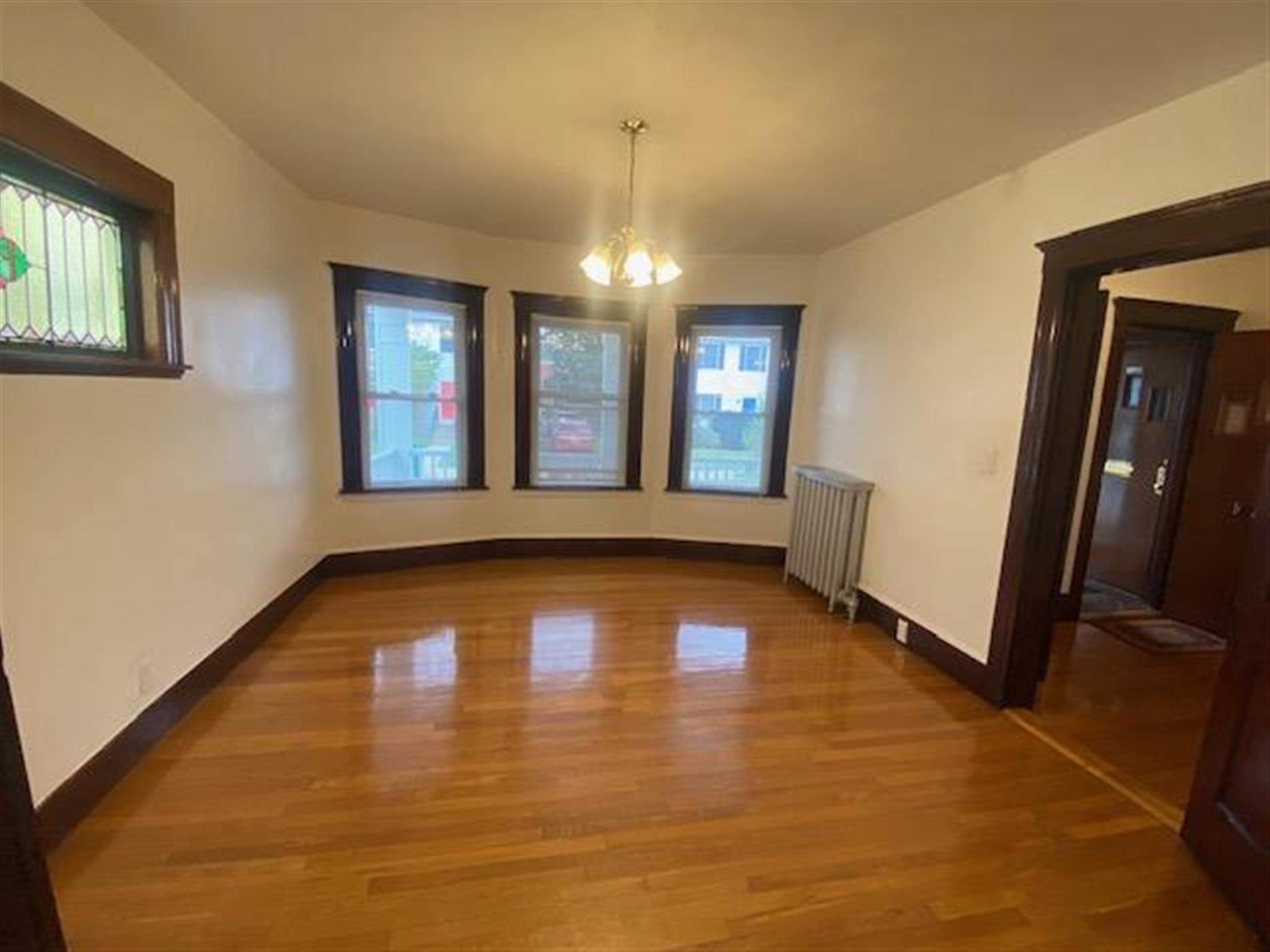 2 bed, 1 bath apartment for rent at 48 Bower St, Tufts University — photo 4 of 10
