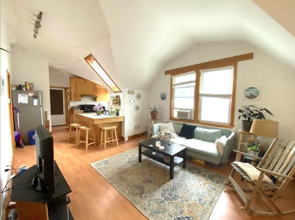 20 Walden St, Porter Square