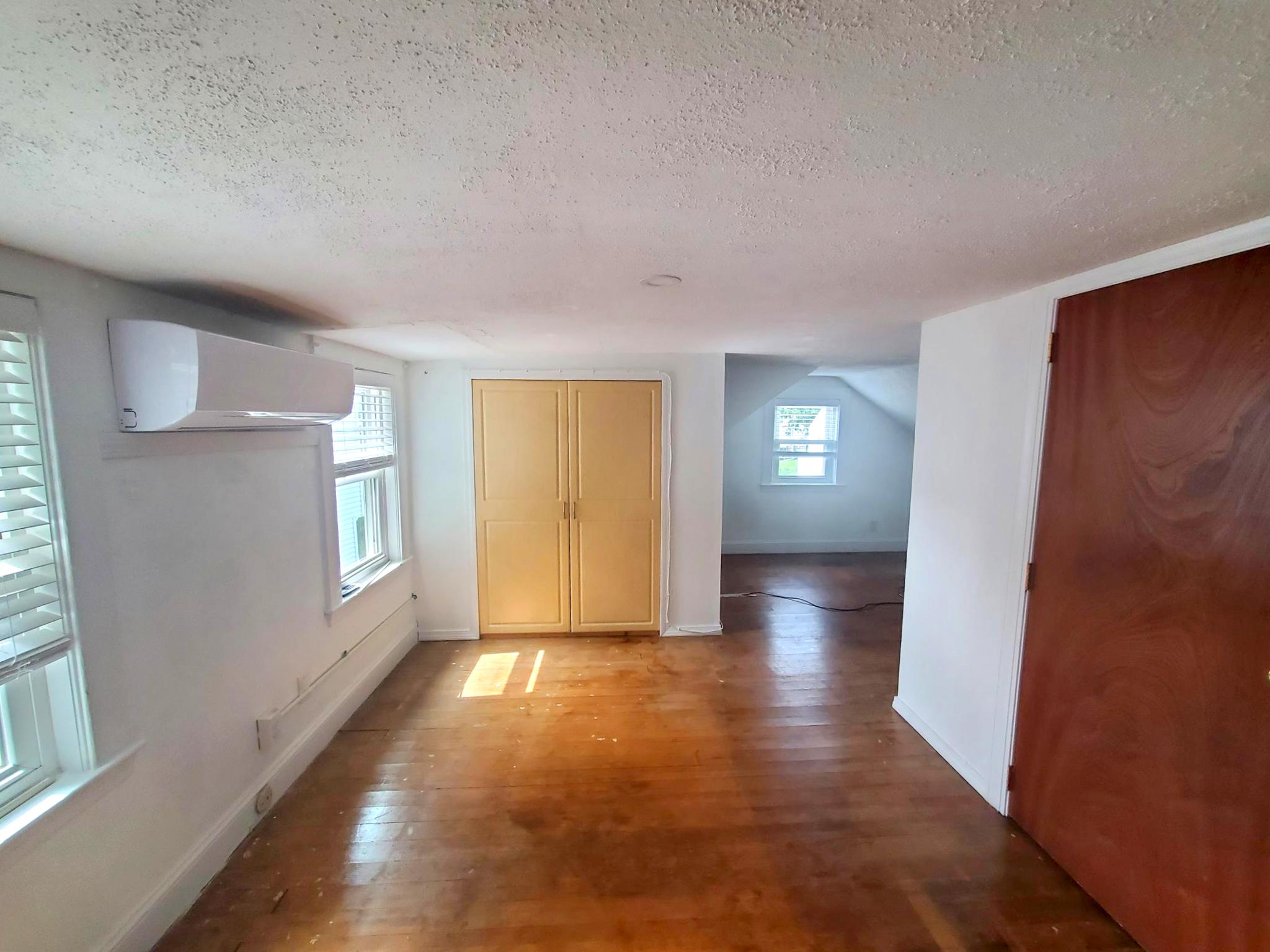 3 bed, 1.5 bath apartment for rent at 137 Fern Rd Unit 137, Glenwood — photo 14 of 21