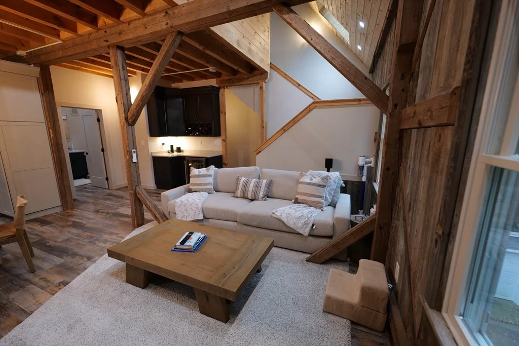 23 Winter St, Norwell