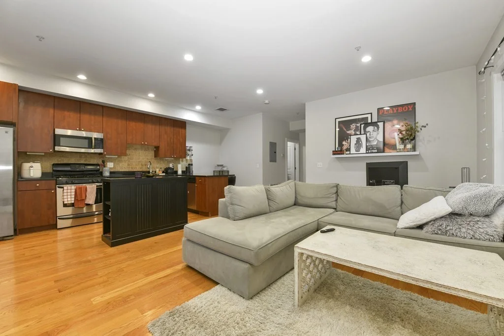327 W Broadway, South Boston