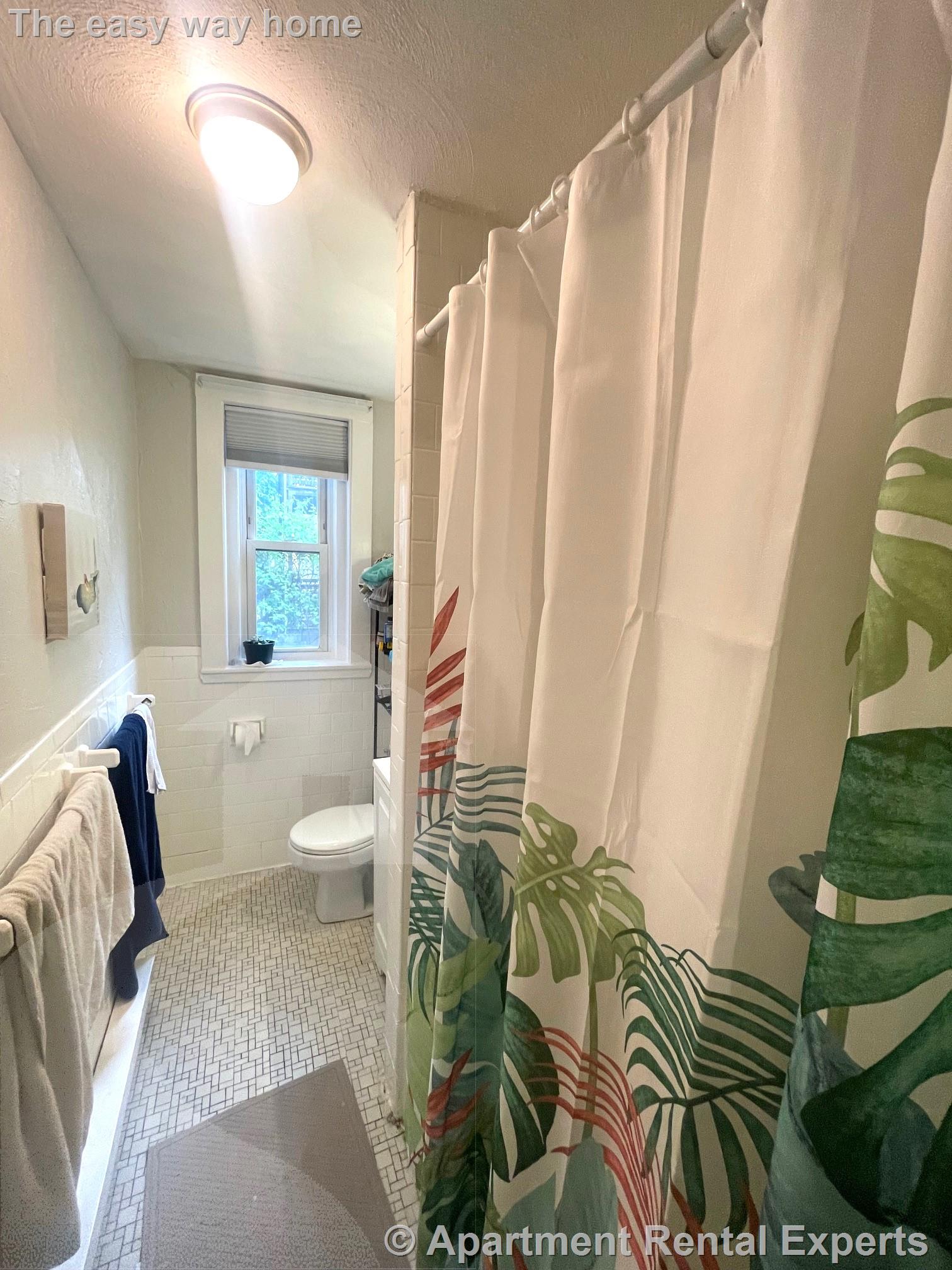 1131 Broadway, Teele Square