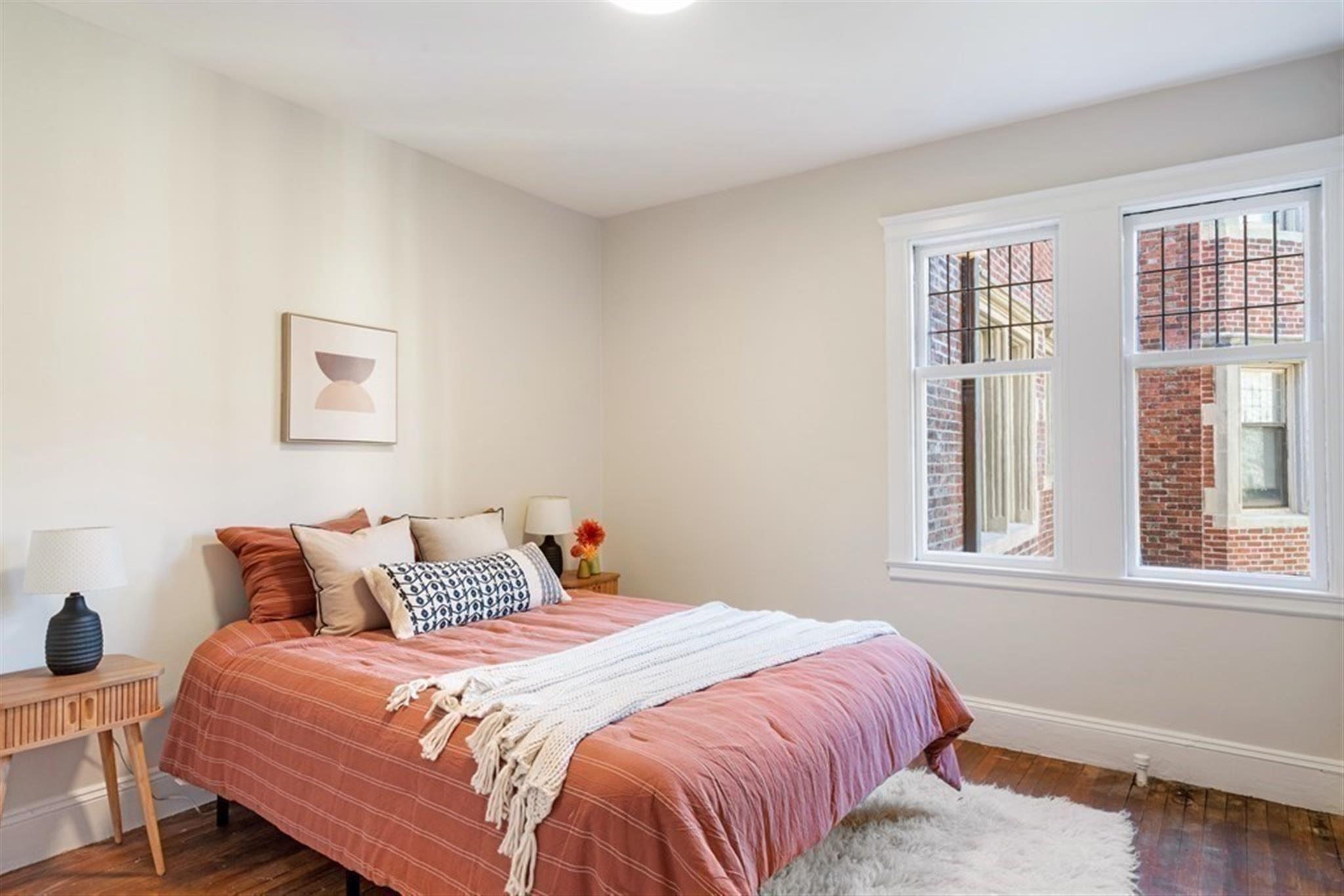 2.5 bed, 1 bath apartment for rent at 10 Dana St Unit 305, Central Square — photo 7 of 10