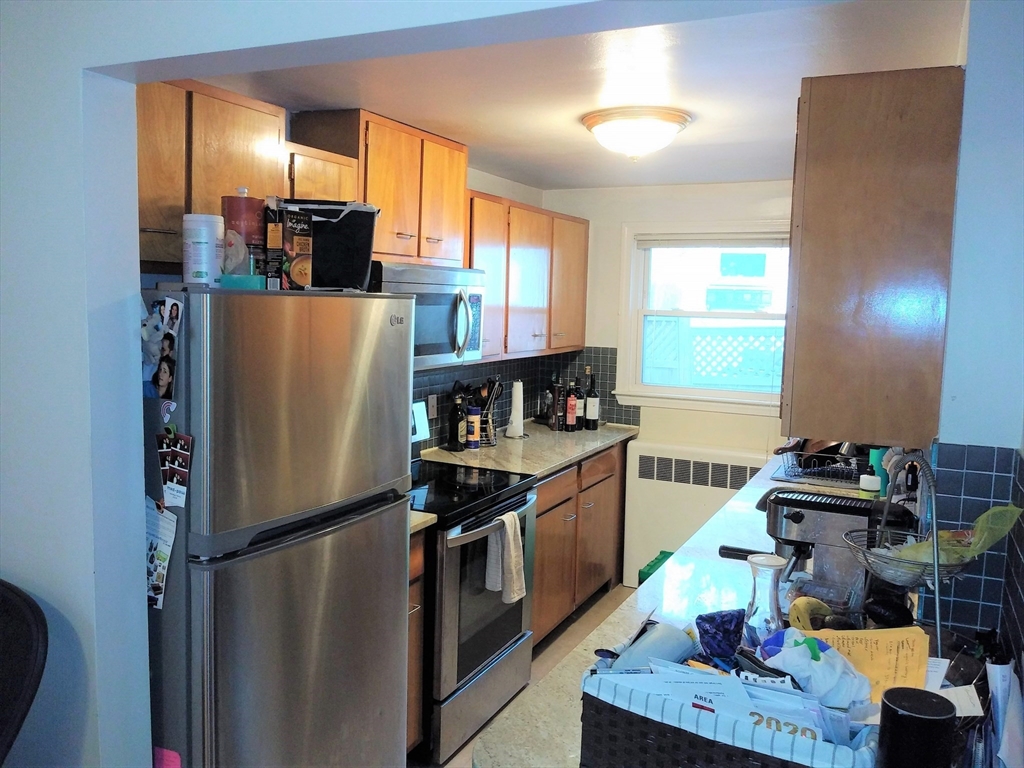 8 Kenwood St, Cambridgeport