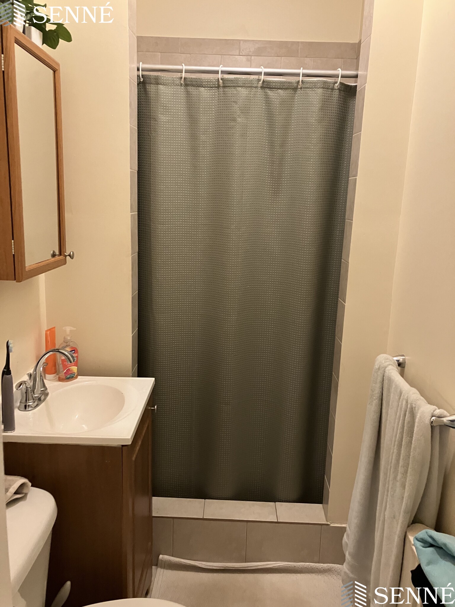 53 Laurel St, Ward Two