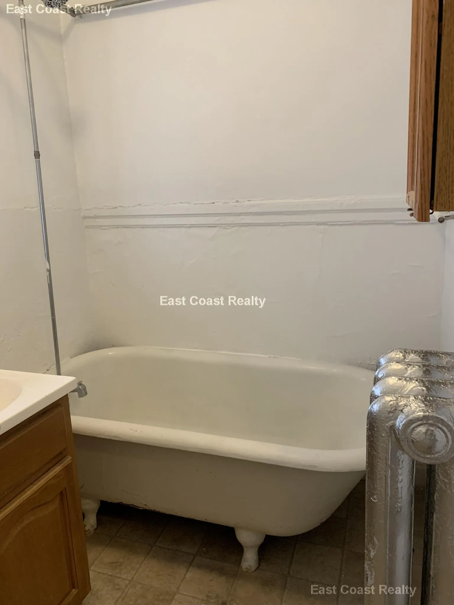 7 Mount Hood Rd, Brighton