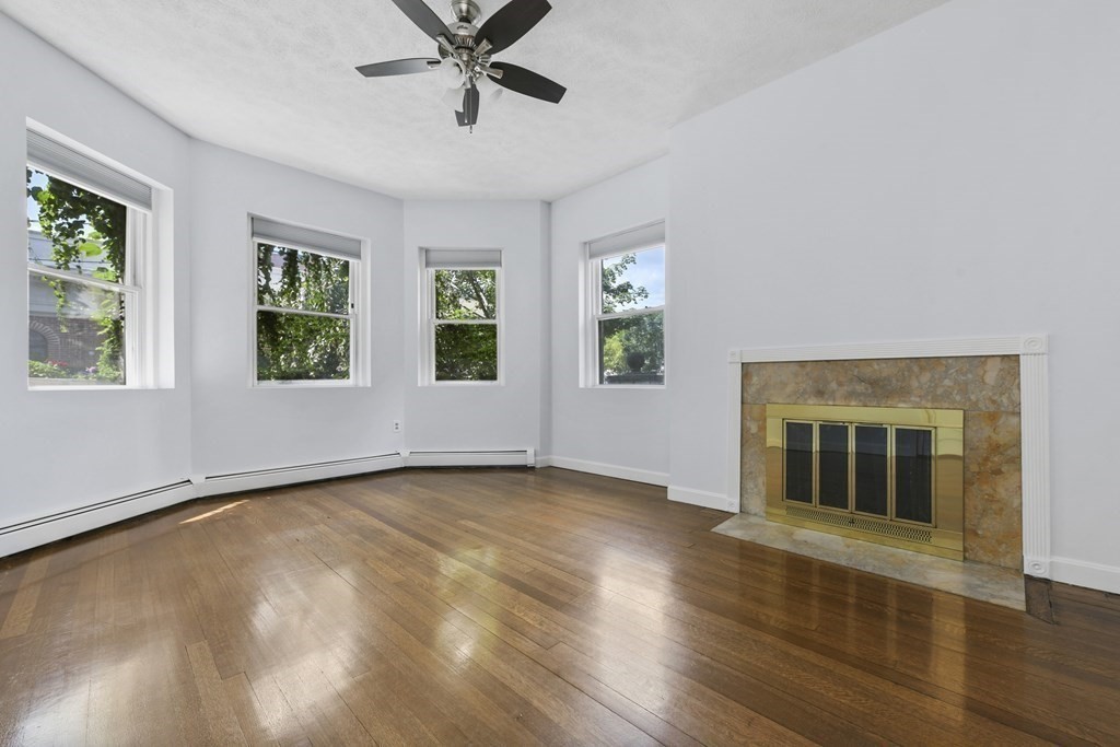 124 Saint Marys St, Fenway