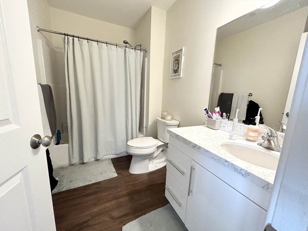 81 Amory St, Jamaica Plain