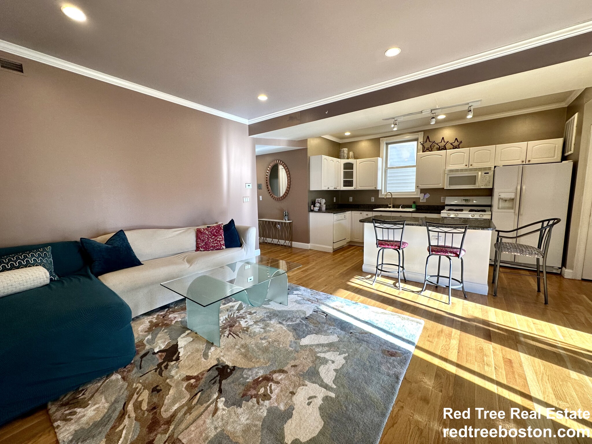2 bed, 2 bath apartment for rent at 324 Dorchester St Unit 2., South Boston — photo 2 of 15