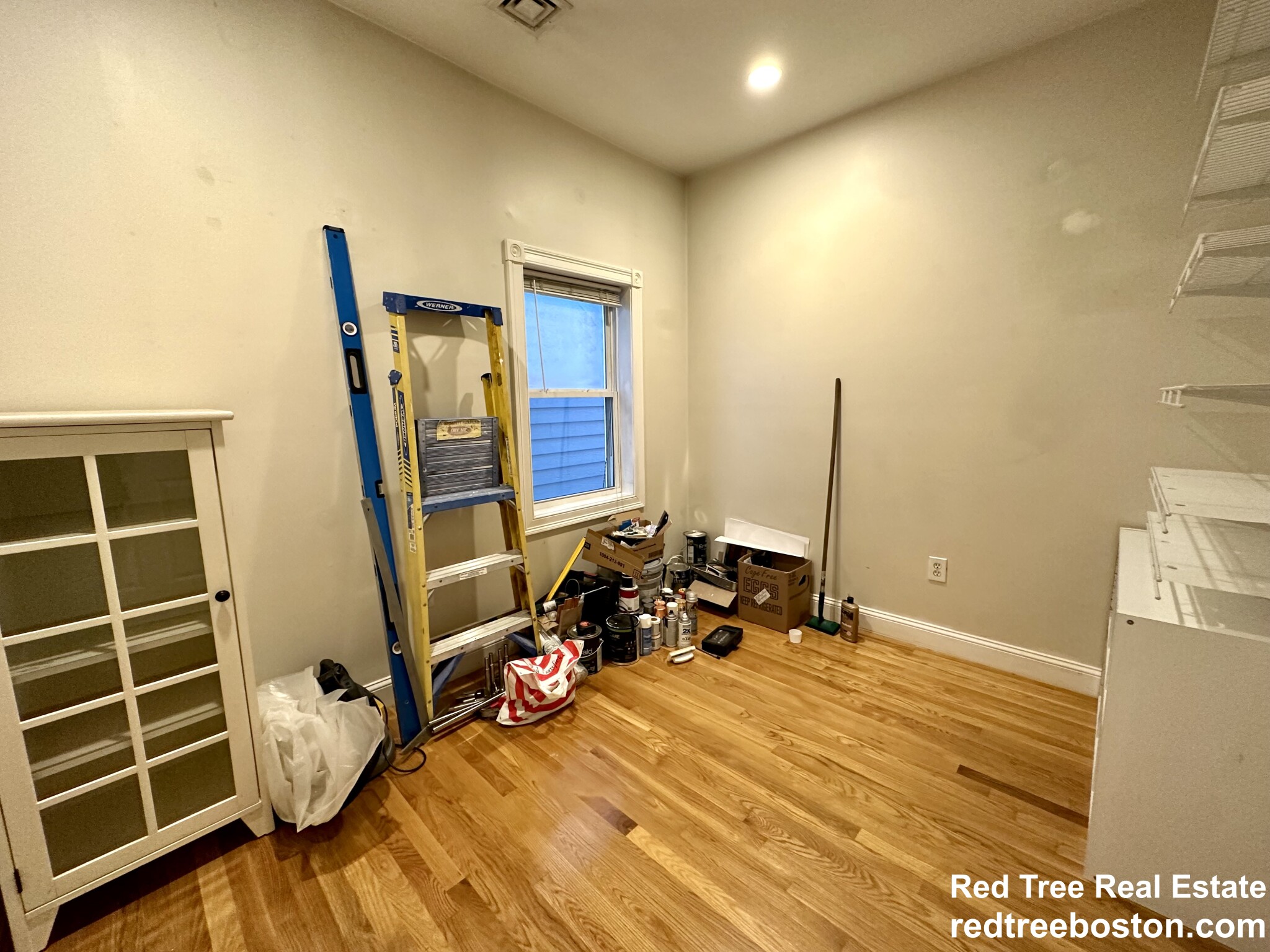 2 bed, 2 bath apartment for rent at 324 Dorchester St Unit 2., South Boston — photo 4 of 15