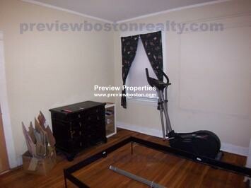 248 Kelton St, Allston