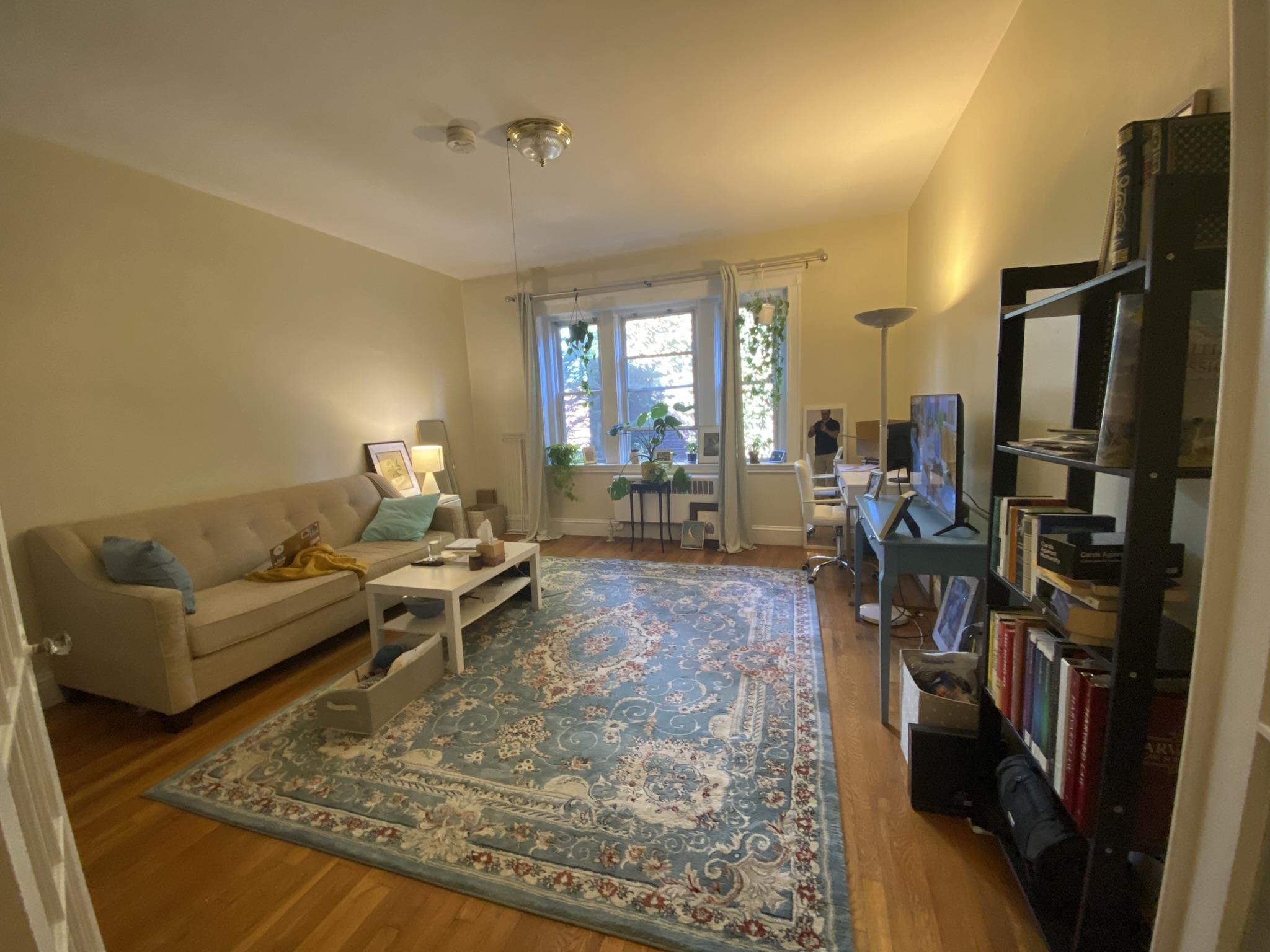 1 bed, 1 bath apartment for rent at 12 Wendell St Unit 12, Harvard Square