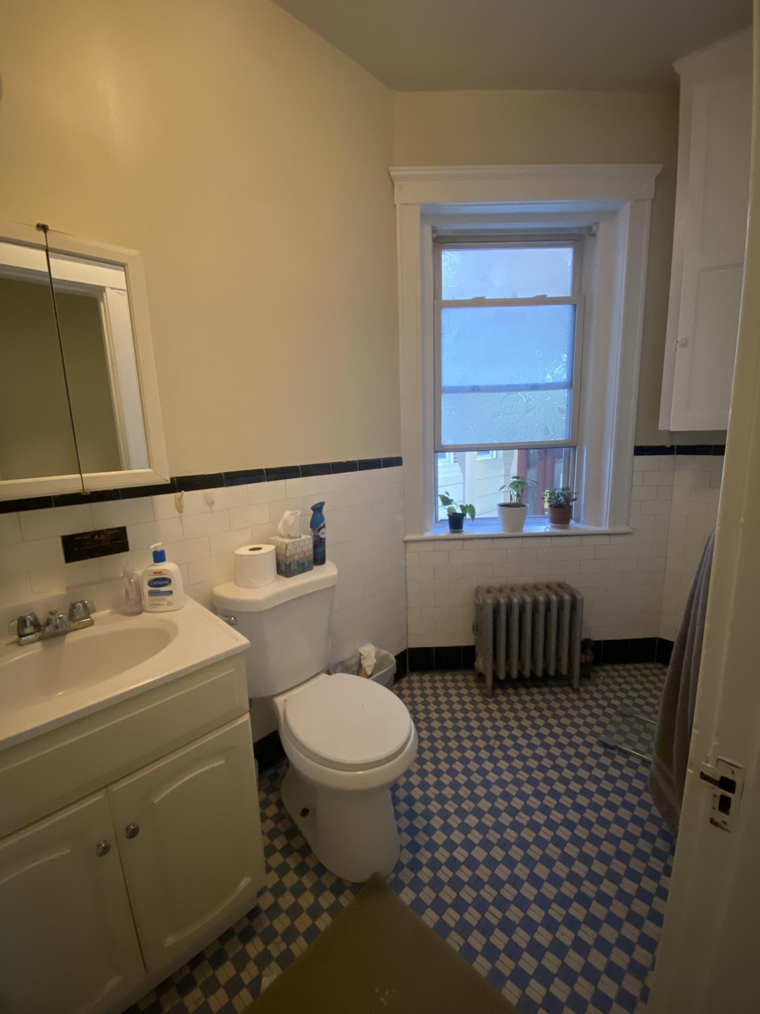 1 bed, 1 bath apartment for rent at 12 Wendell St Unit 12, Harvard Square — photo 4 of 10