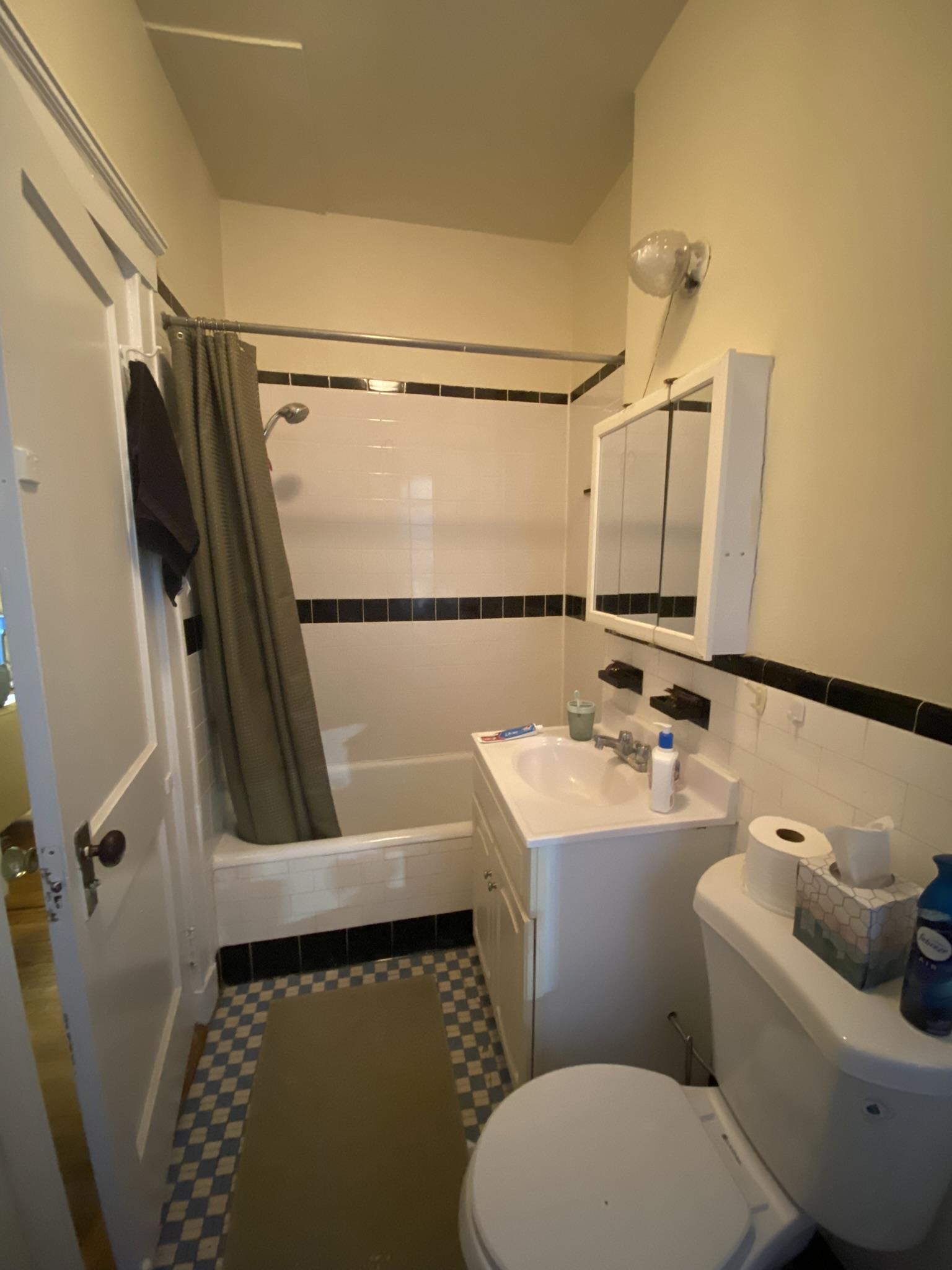 1 bed, 1 bath apartment for rent at 12 Wendell St Unit 12, Harvard Square — photo 5 of 10