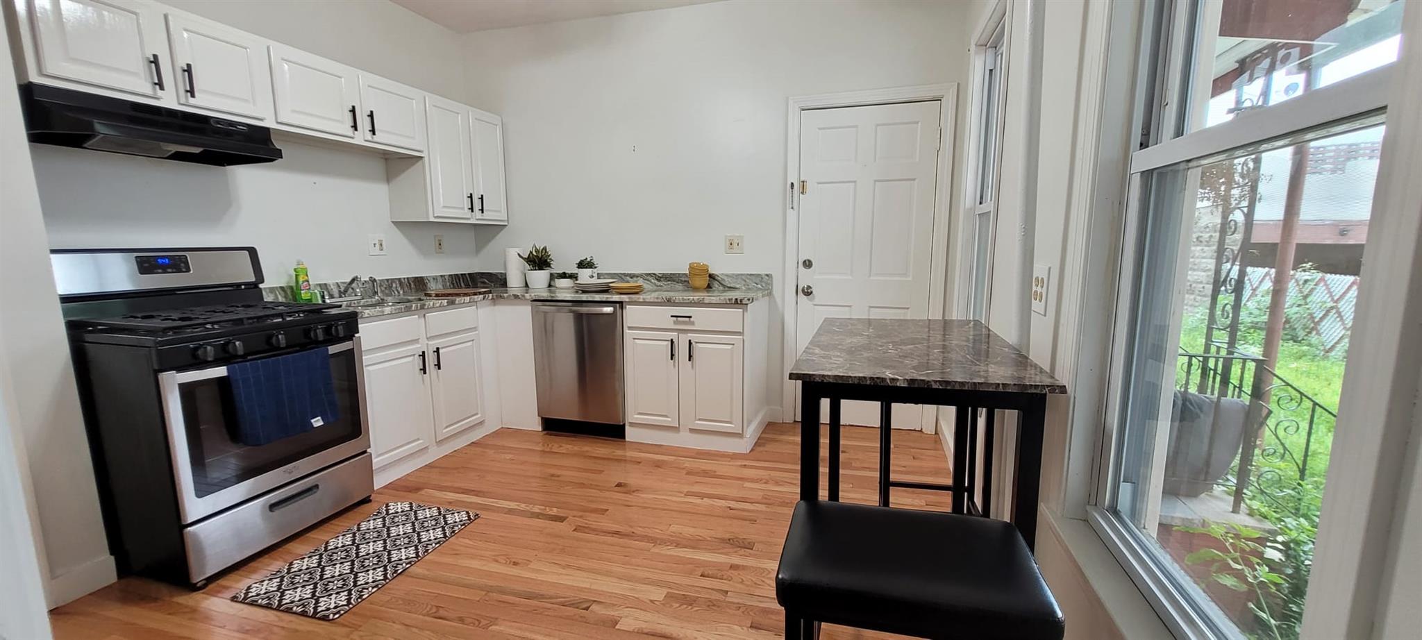 2 bed, 1 bath apartment for rent at 38 Otis St Unit 1A, East Somerville