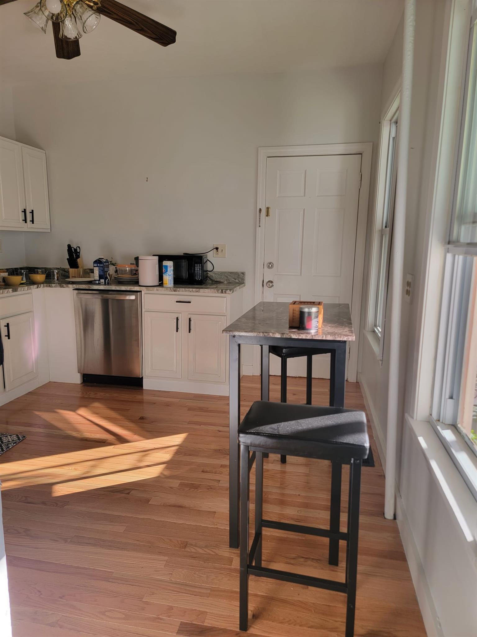 2 bed, 1 bath apartment for rent at 38 Otis St Unit 1A, East Somerville — photo 12 of 13