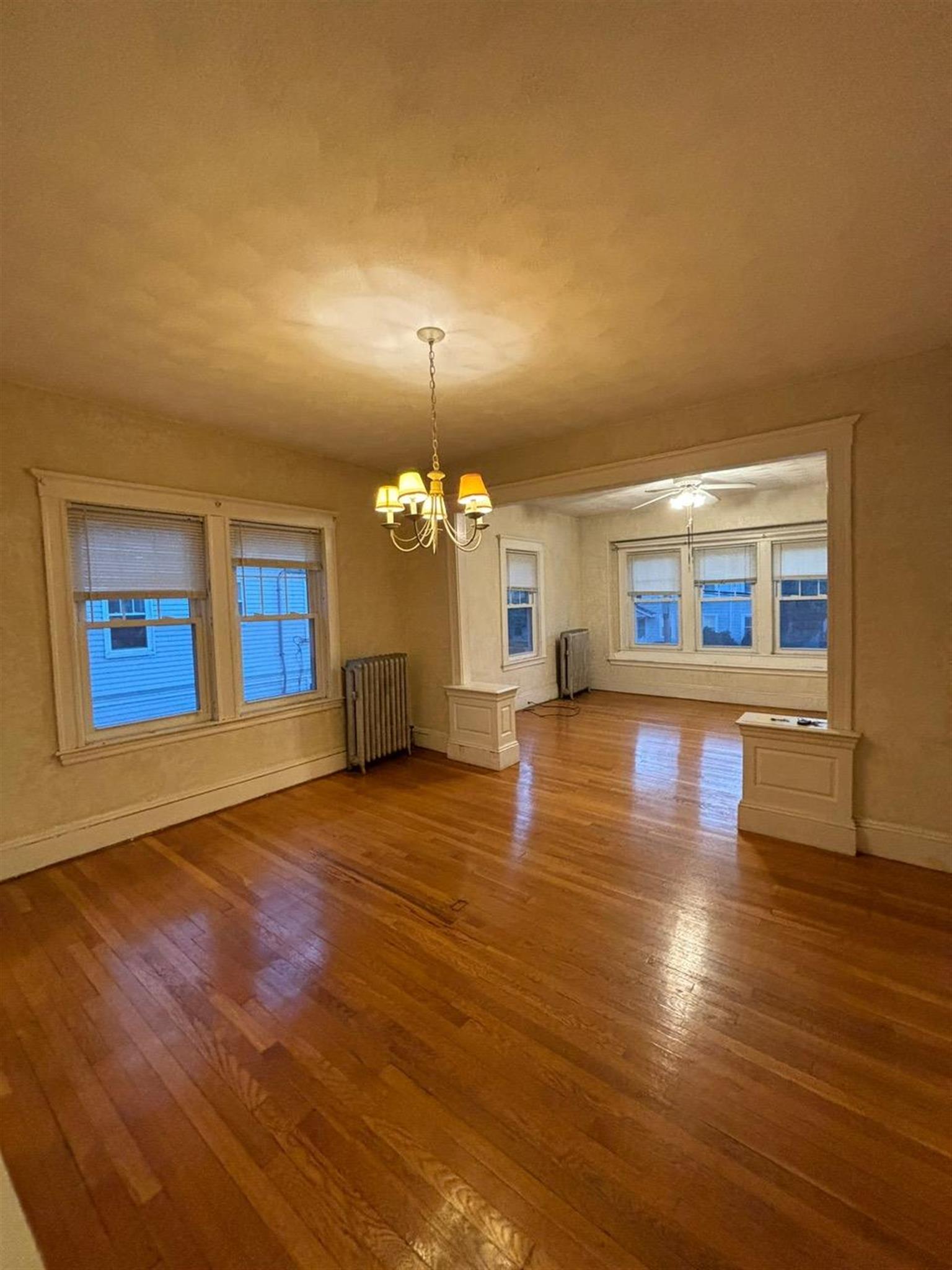 1.5 bed, 1 bath apartment for rent at 169 School St Unit 2, Mount Auburn (Watertown) — photo 2 of 11