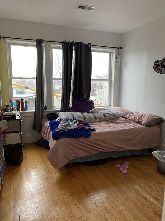 17 Wensley, Mission Hill