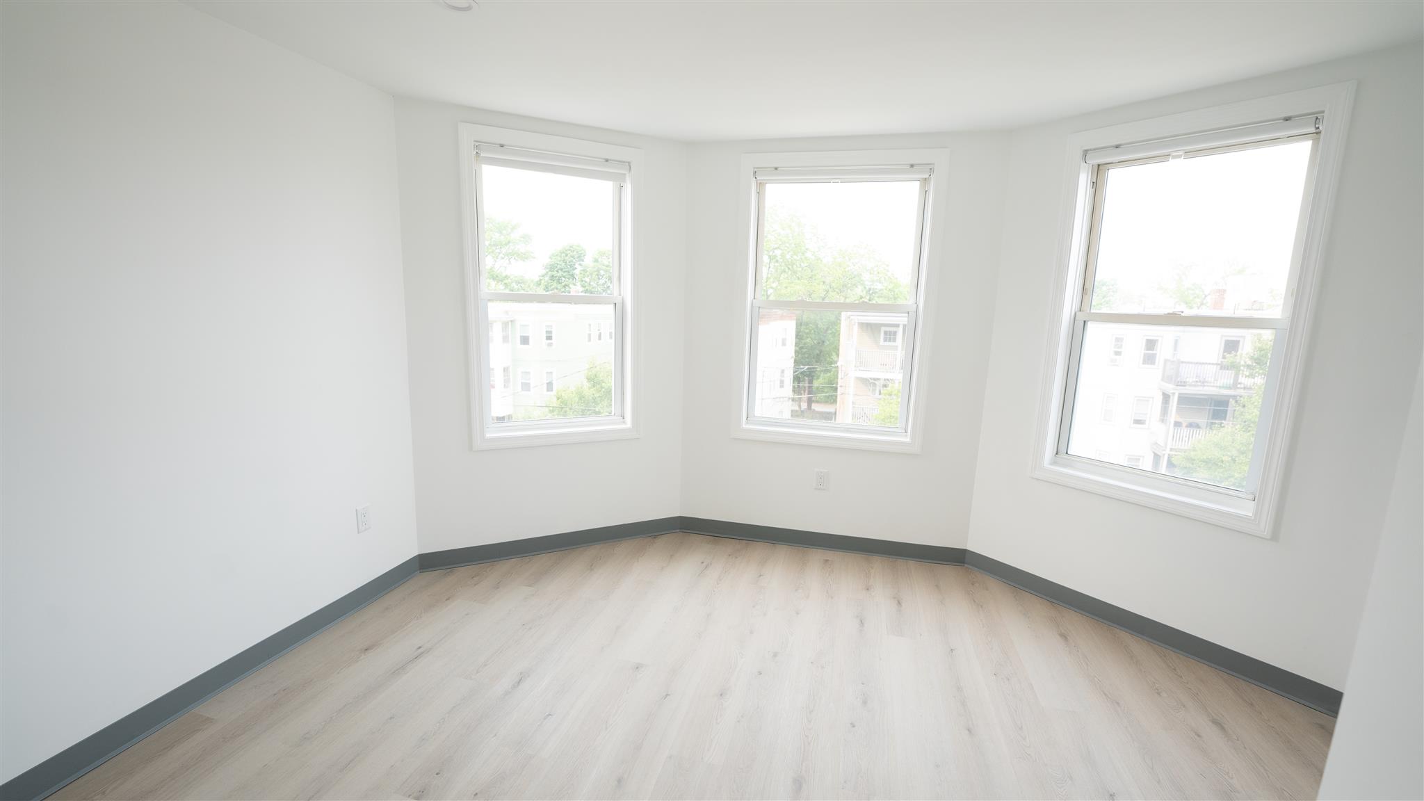 3 bed, 3 bath apartment for rent at 303 Boston Ave Unit 3, Tufts University — photo 3 of 11
