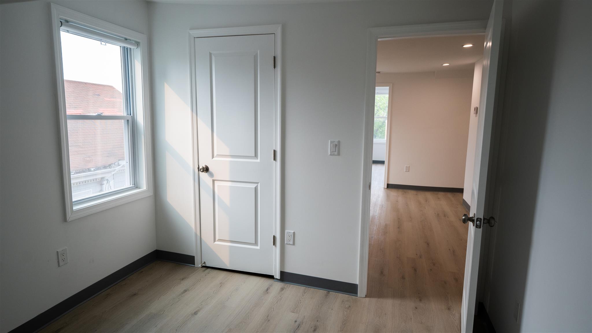 3 bed, 3 bath apartment for rent at 303 Boston Ave Unit 3, Tufts University — photo 5 of 11