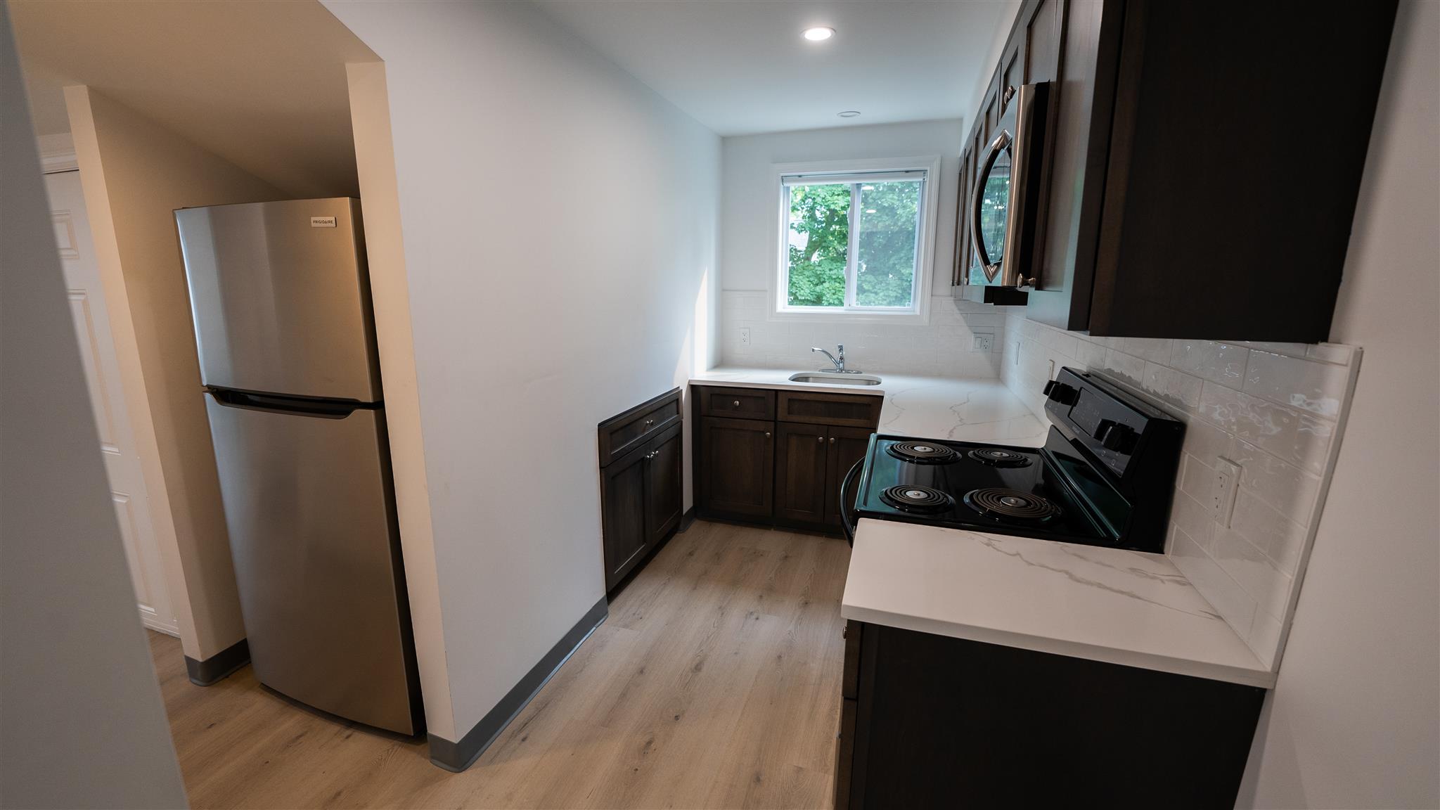 3 bed, 3 bath apartment for rent at 303 Boston Ave Unit 3, Tufts University — photo 1 of 11