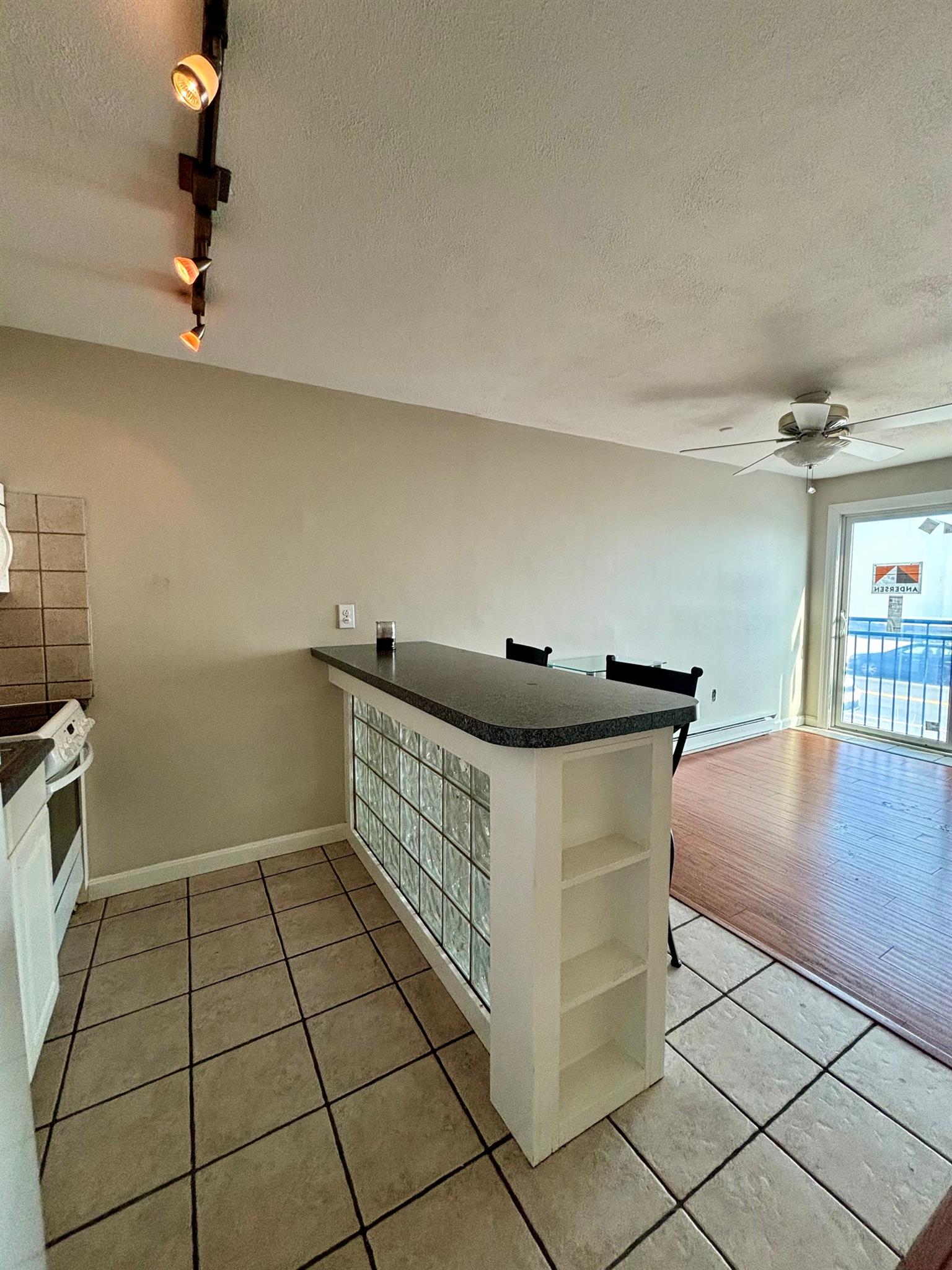 Studio bed, 1 bath apartment for rent at 383 Revere Beach Pkwa Unit 4, Revere — photo 12 of 14