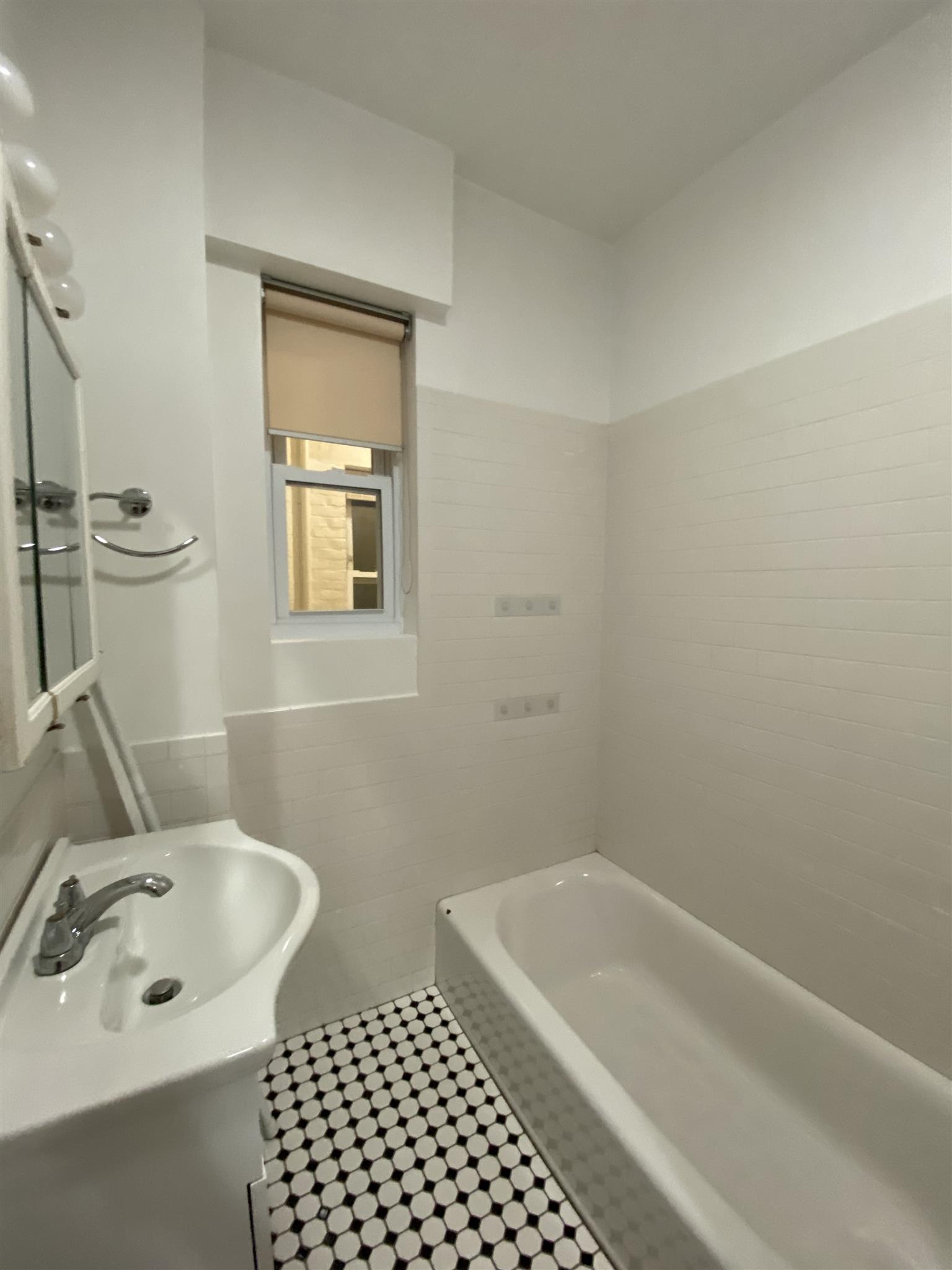 2 bed, 1 bath apartment for rent at 3 Linnaean St, Porter Square — photo 9 of 13