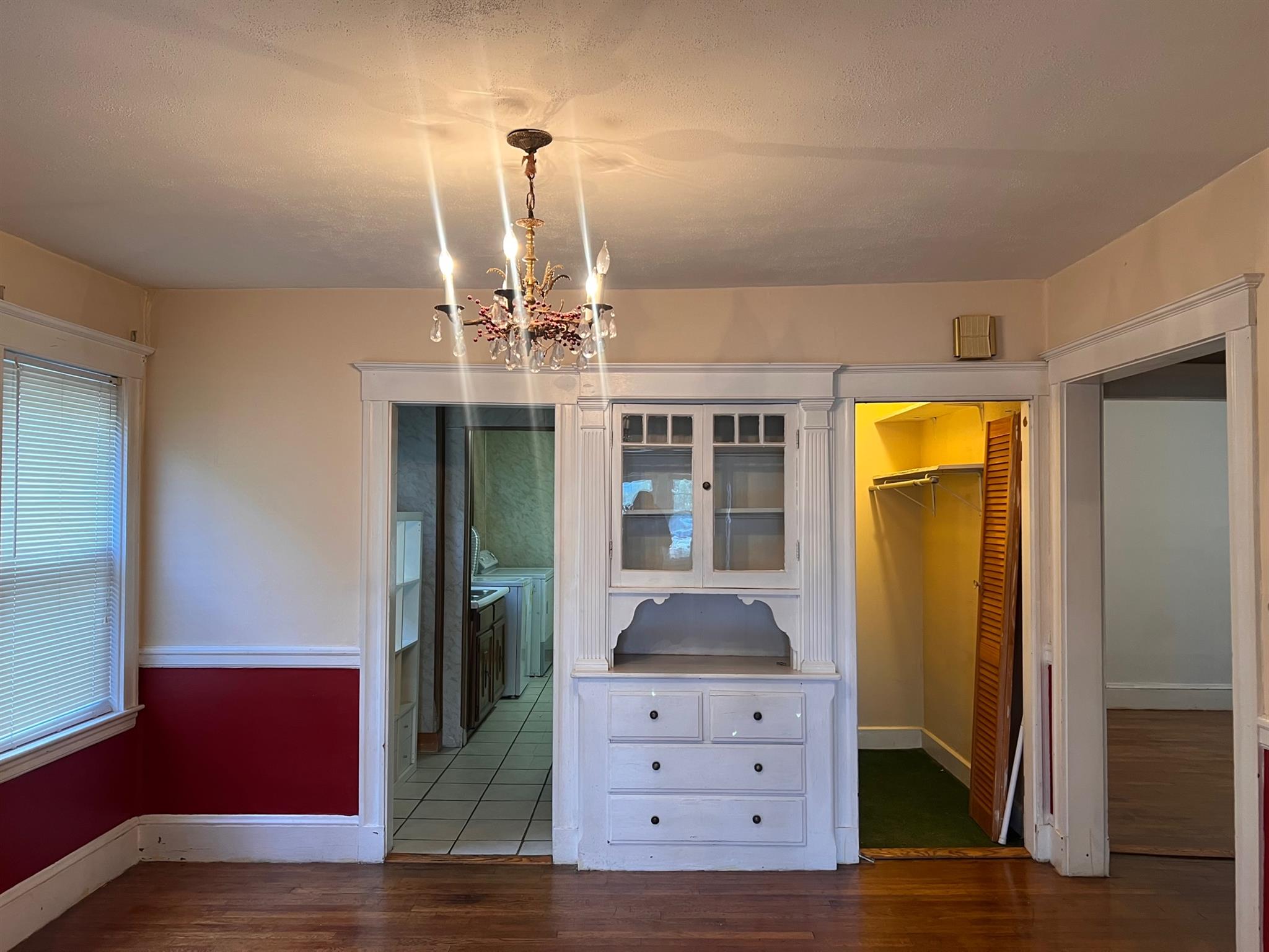 2.5 bed, 1 bath apartment for rent at 3 Saint Clements Rd Unit 1, Tufts University — photo 4 of 16