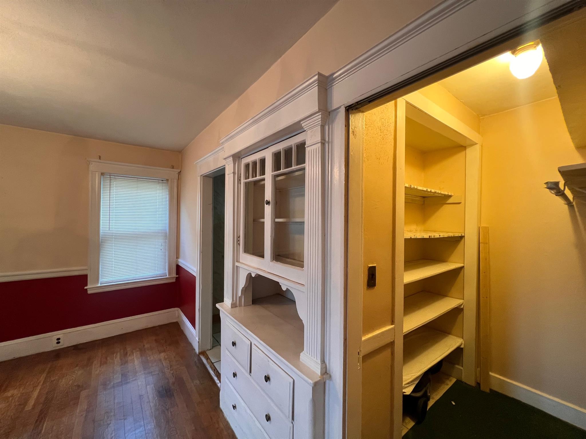 2.5 bed, 1 bath apartment for rent at 3 Saint Clements Rd Unit 1, Tufts University — photo 10 of 16