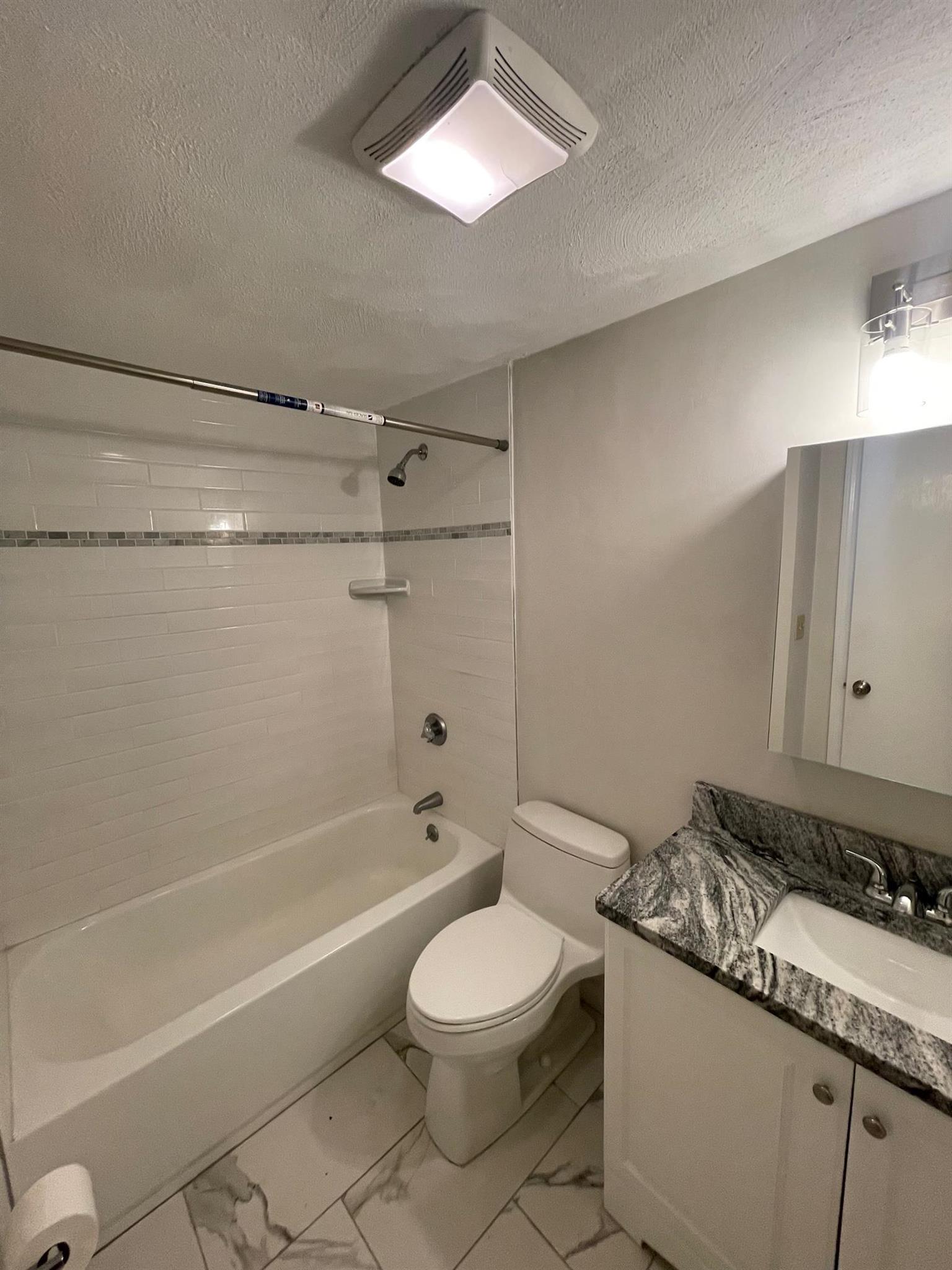 2 bed, 1 bath apartment for rent at 19 Central St Unit 19, Union Square — photo 5 of 15
