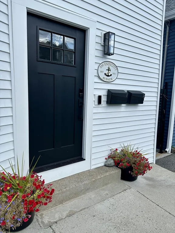 280 Endicott Ave, Revere