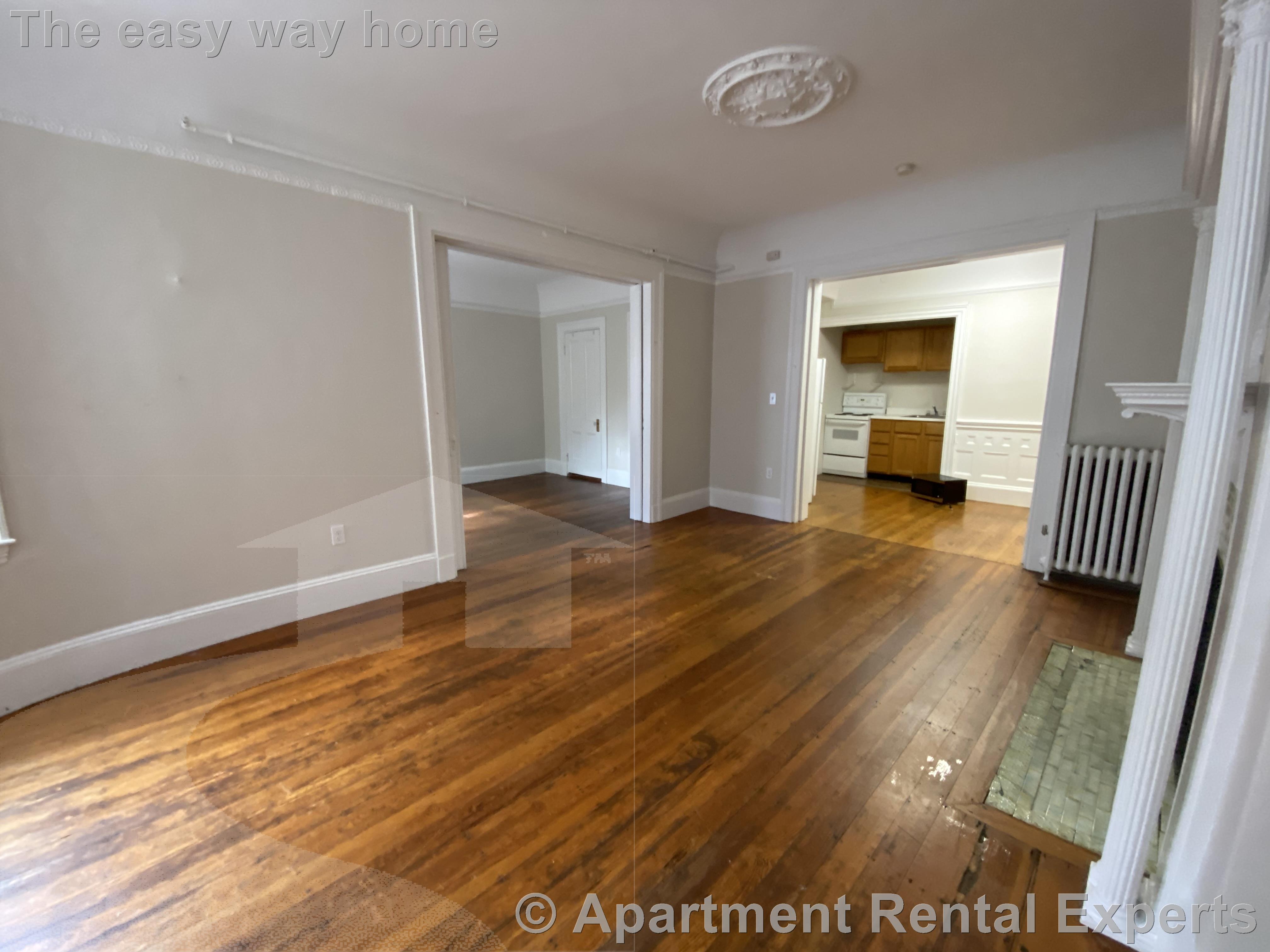 1 bed, 1 bath apartment for rent at 1039 Massachusetts Ave Unit 303, Harvard Square — photo 2 of 9