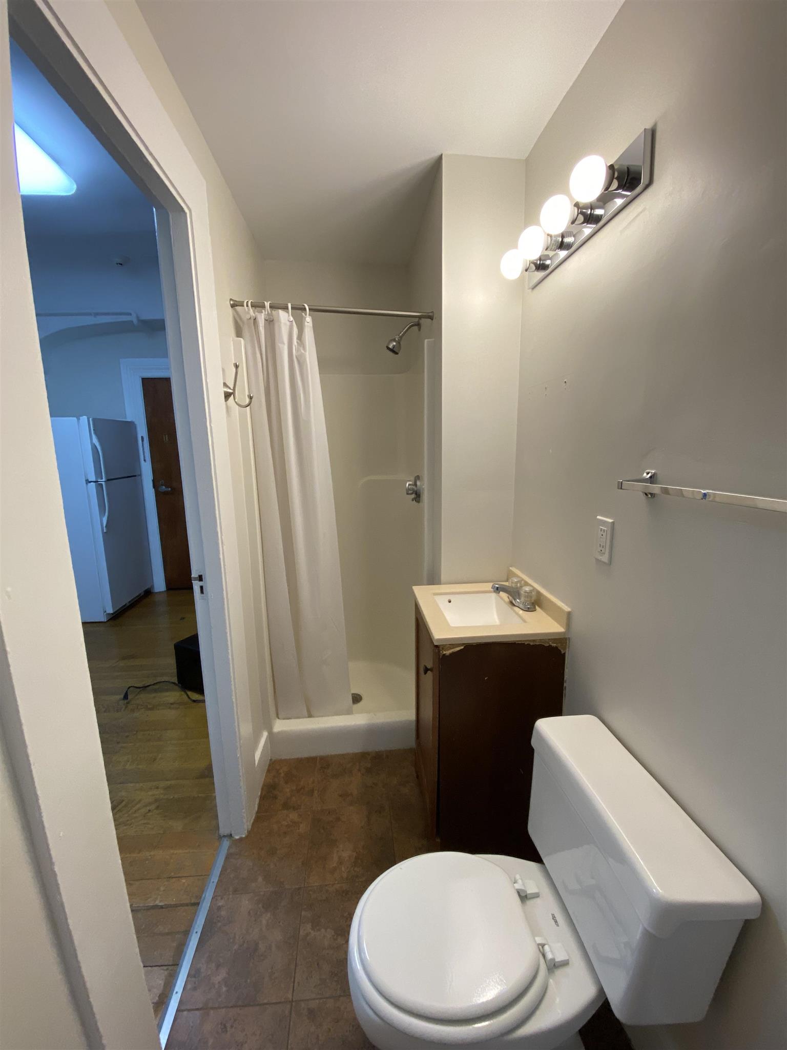 Studio bed, 1 bath apartment for rent at 1039 Massachusetts Ave Unit 304, Harvard Square — photo 9 of 9