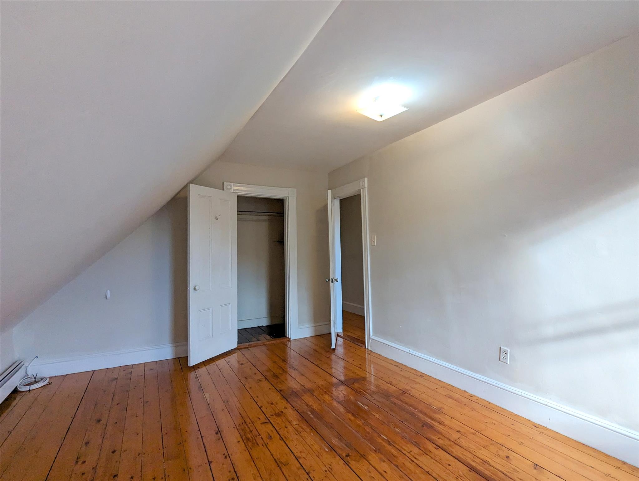 4 bed, 2 bath apartment for rent at 77 Orchard St, Tufts University — photo 5 of 21