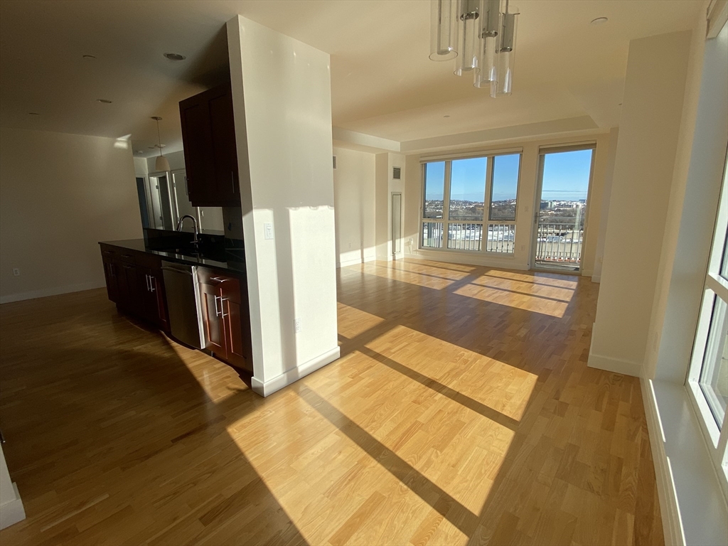 100 Station Landing, Medford