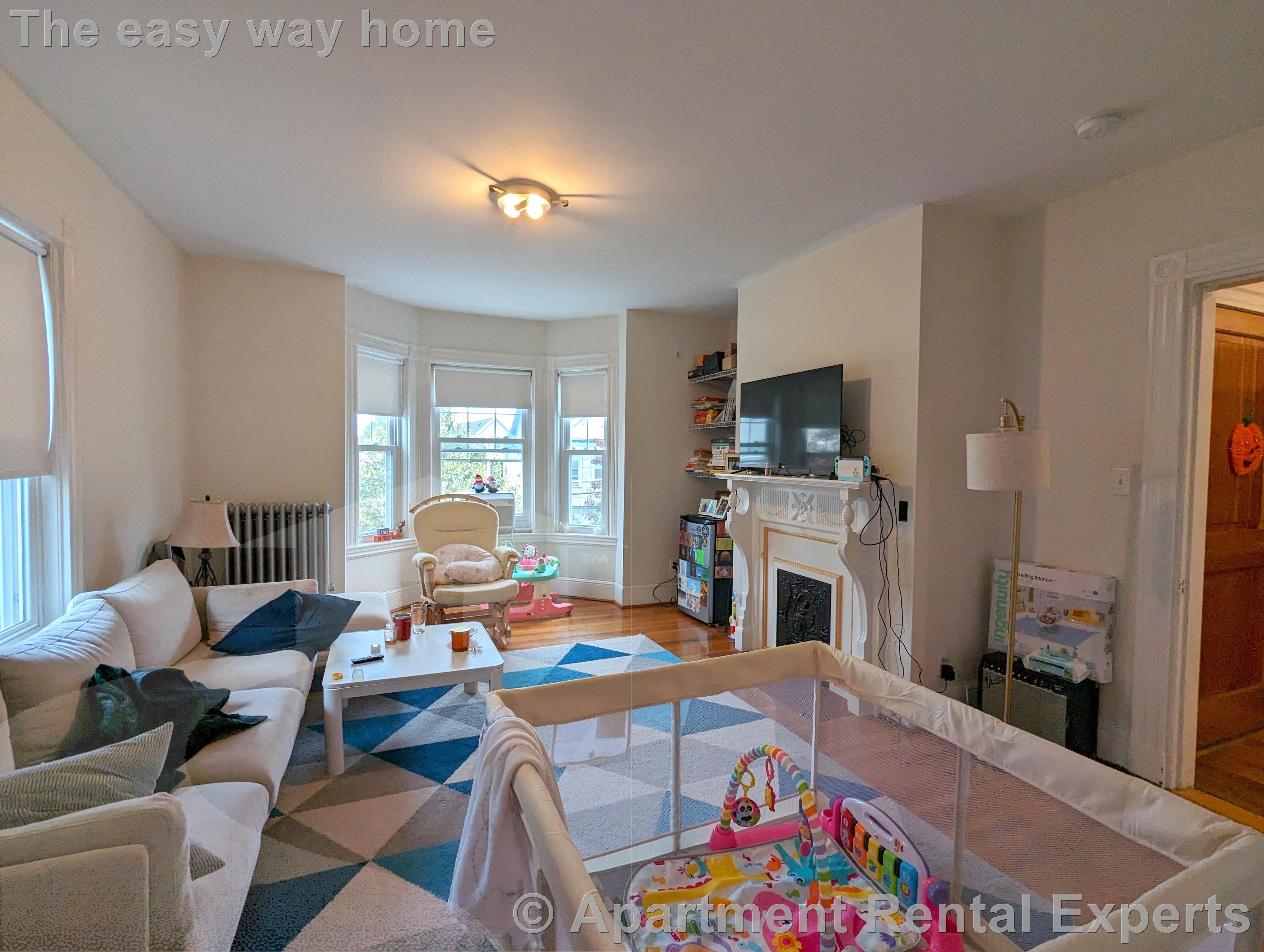 36 Orchard St, Medford