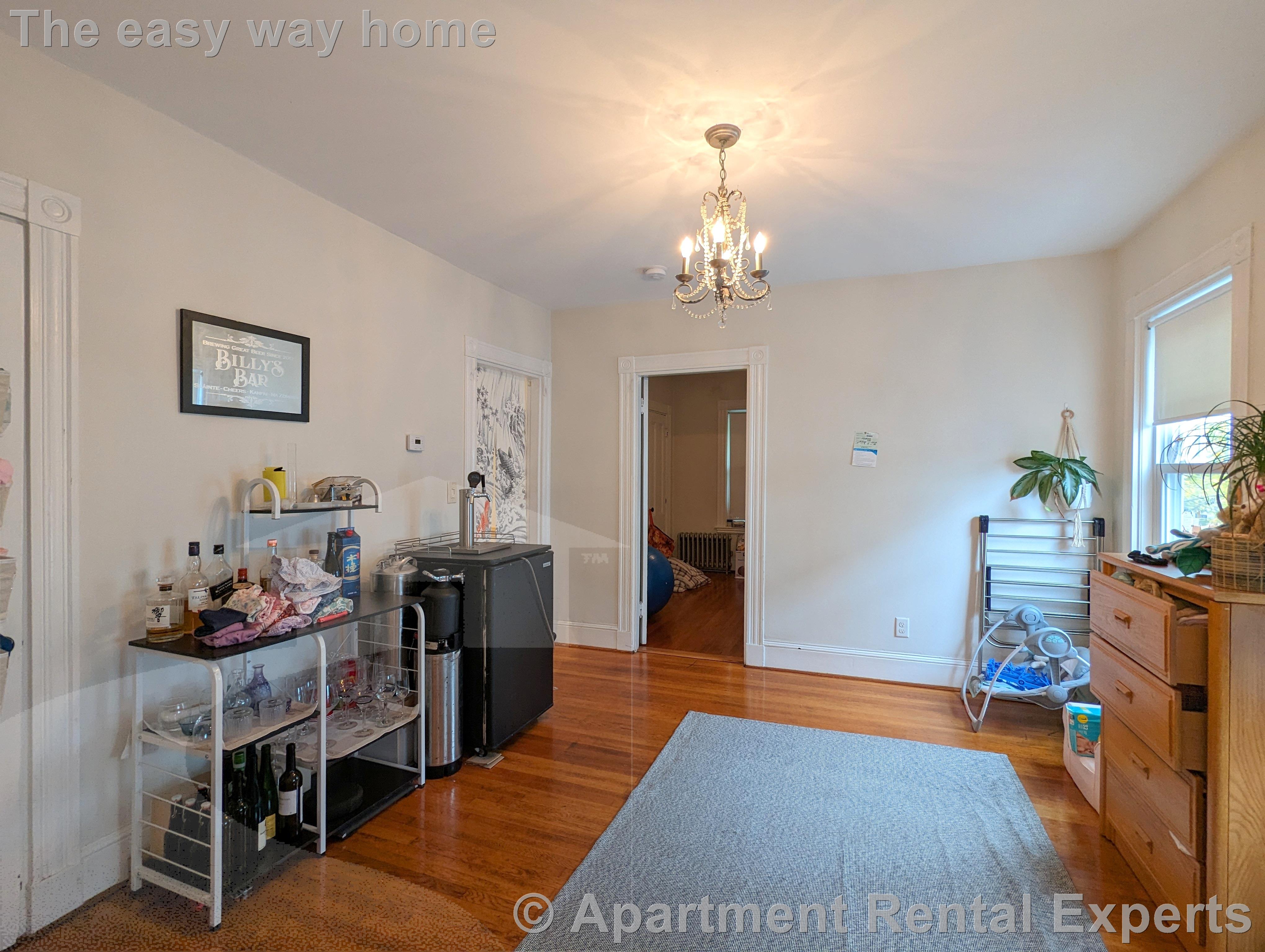 36 Orchard St, Medford