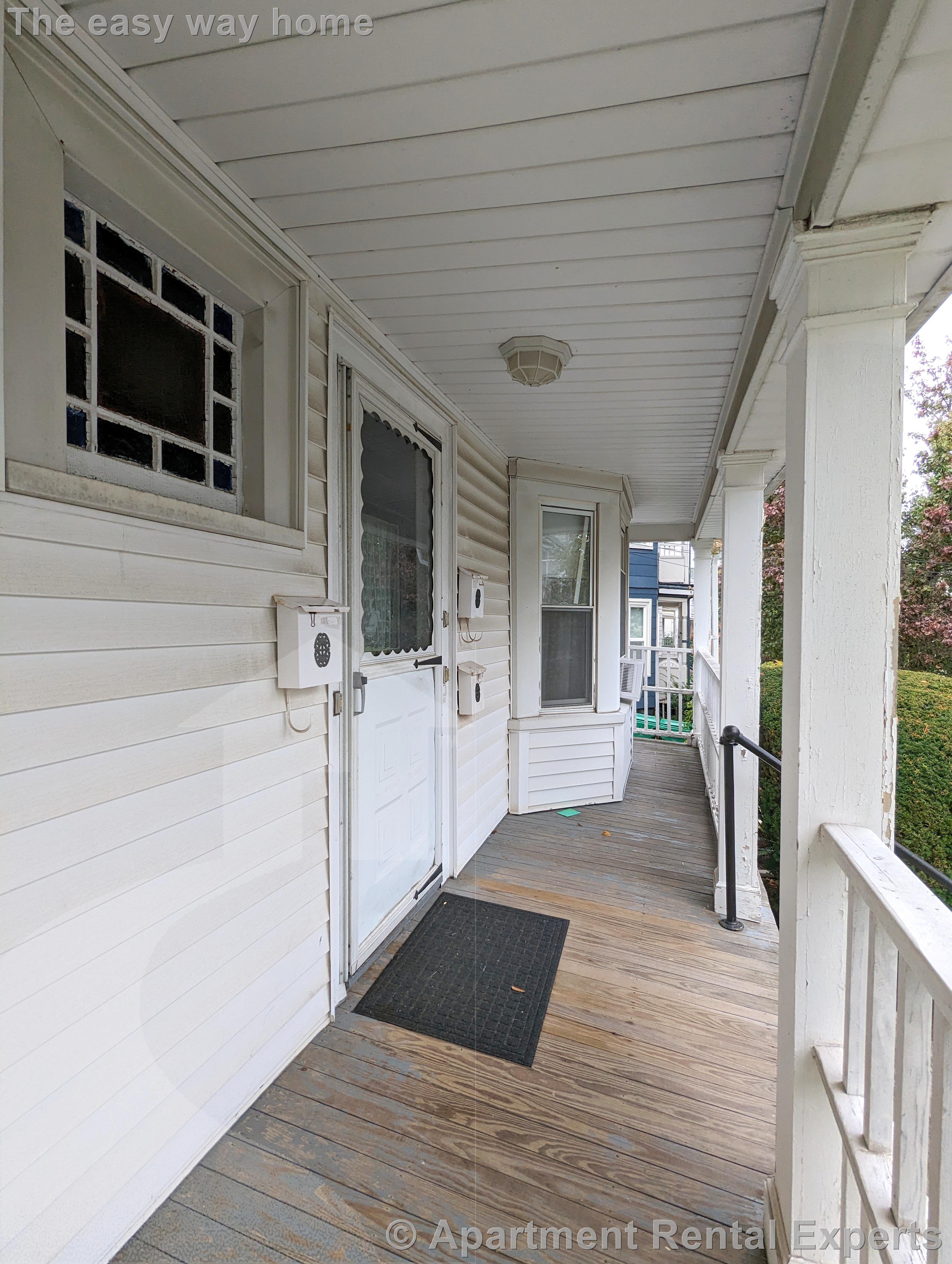 36 Orchard St, Medford