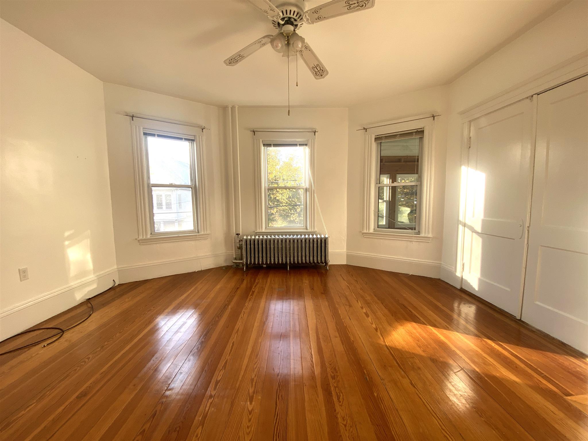 2 bed, 1 bath apartment for rent at 119 Rogers Ave Unit 2, Ball Square — photo 7 of 22