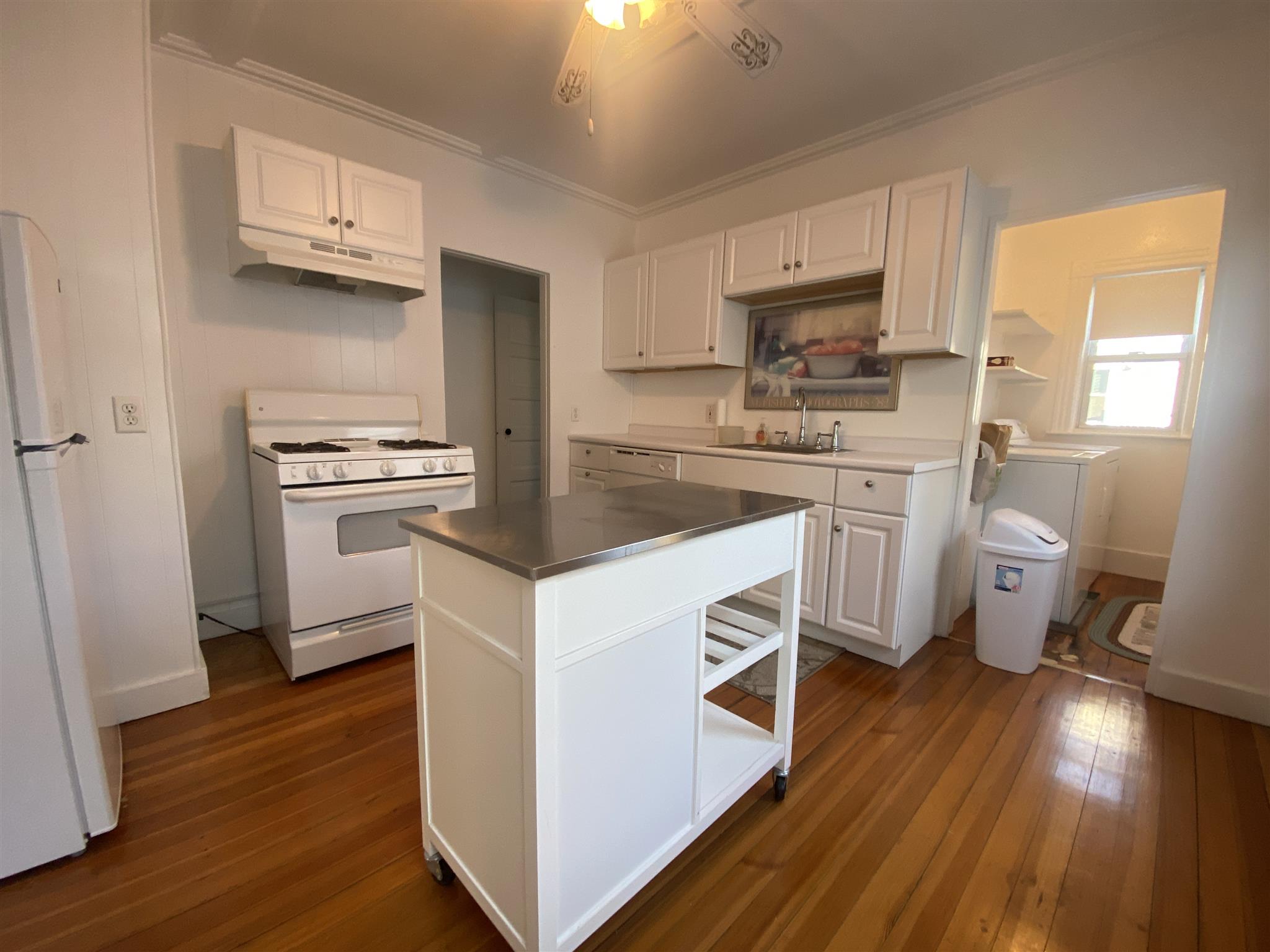 2 bed, 1 bath apartment for rent at 119 Rogers Ave Unit 2, Ball Square — photo 11 of 22