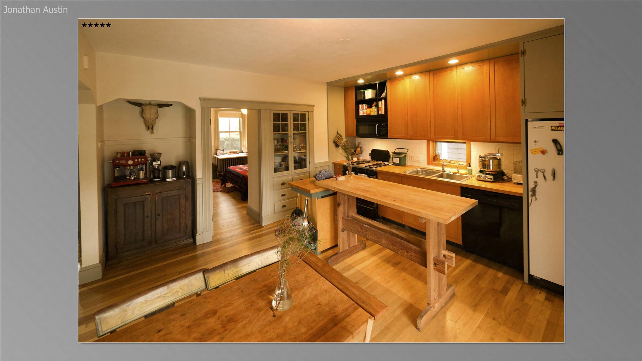 2 bed, 1 bath apartment for rent at 218 Brookline St Unit 1, Central Square — photo 3 of 15
