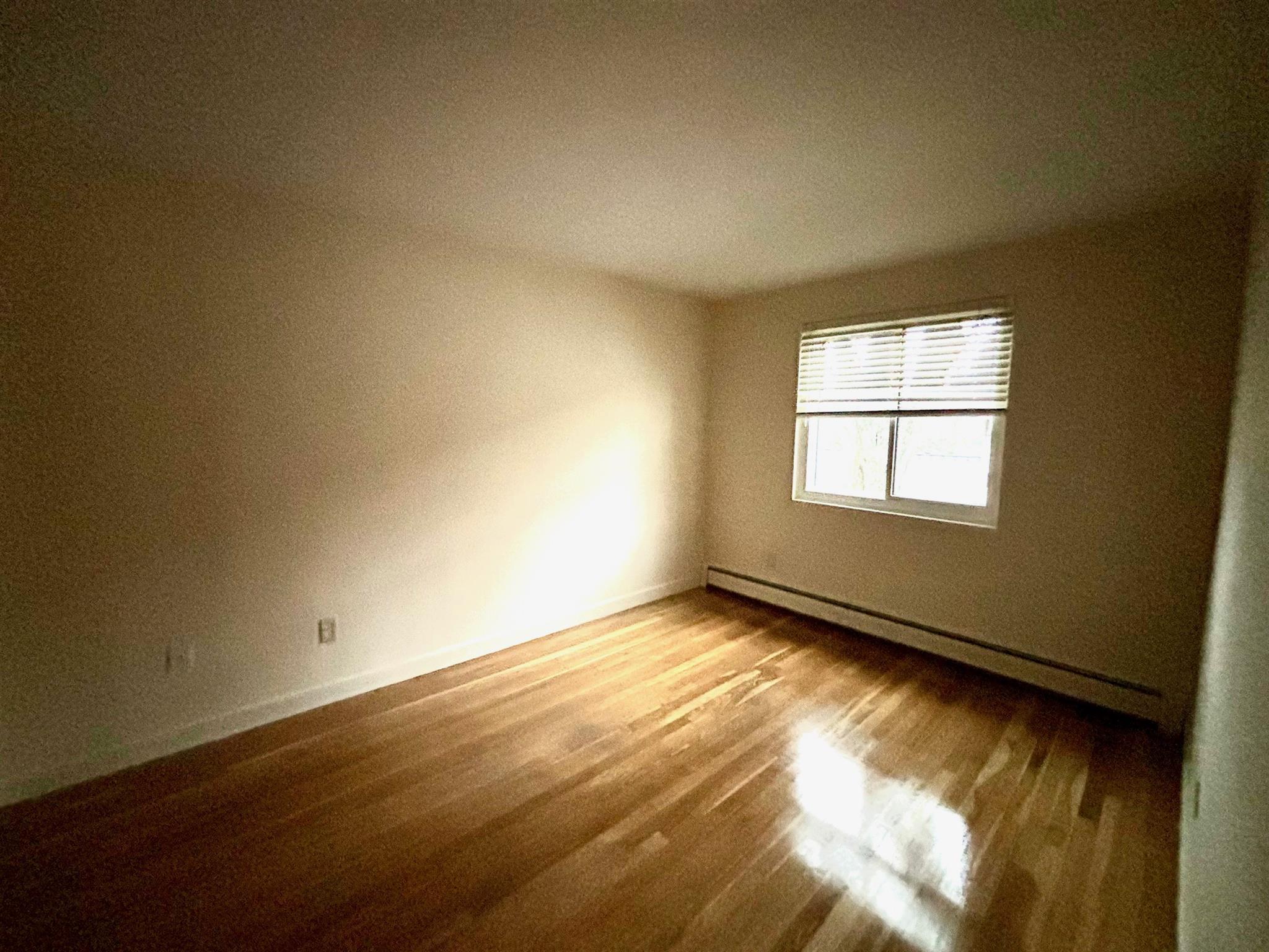 2 bed, 1 bath apartment for rent at 109 Oxford St, Arlington — photo 10 of 11