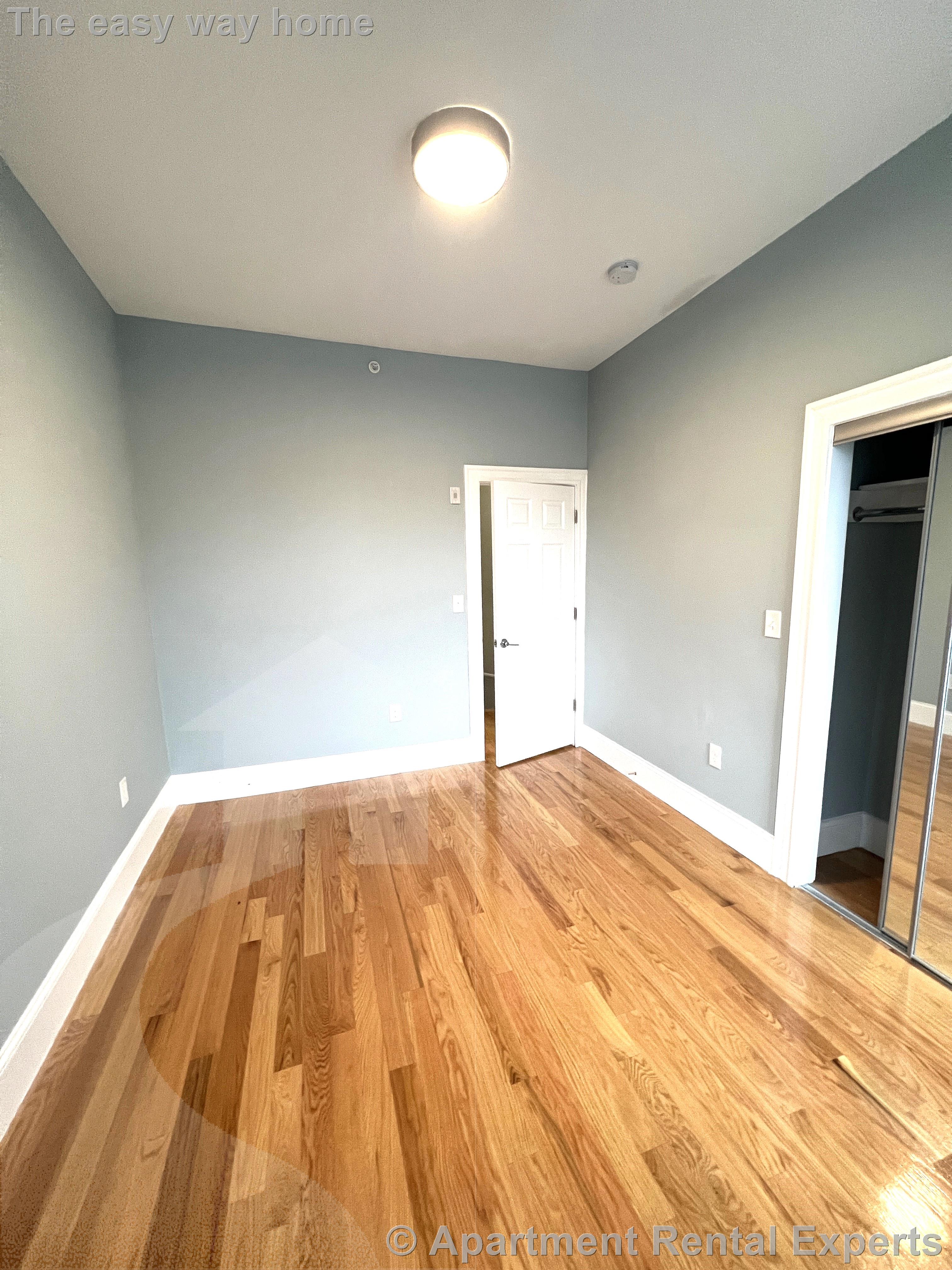 73 Pearl St, Sullivan Square