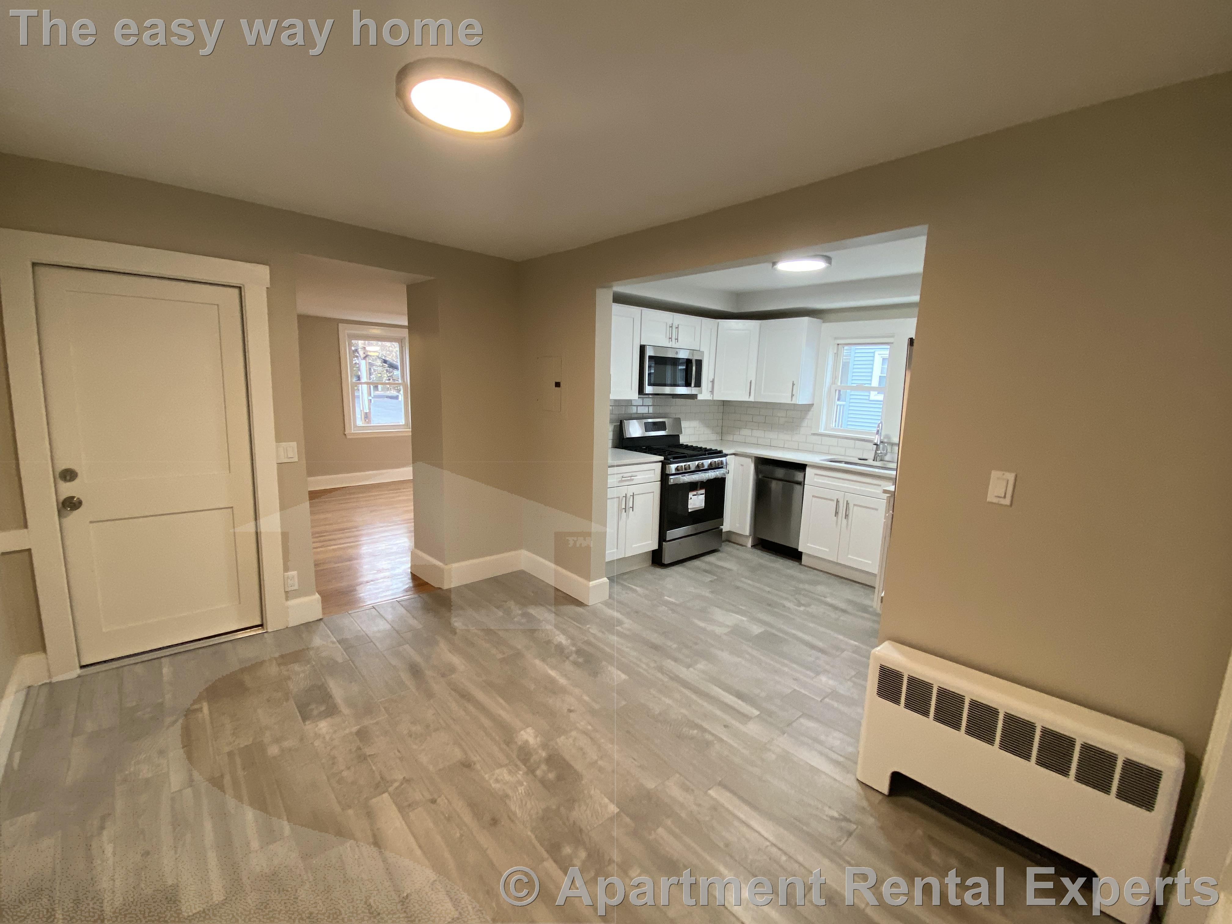 2 bed, 1 bath apartment for rent at 8 Fisk Ave Unit 2, Magoun Square — photo 9 of 15