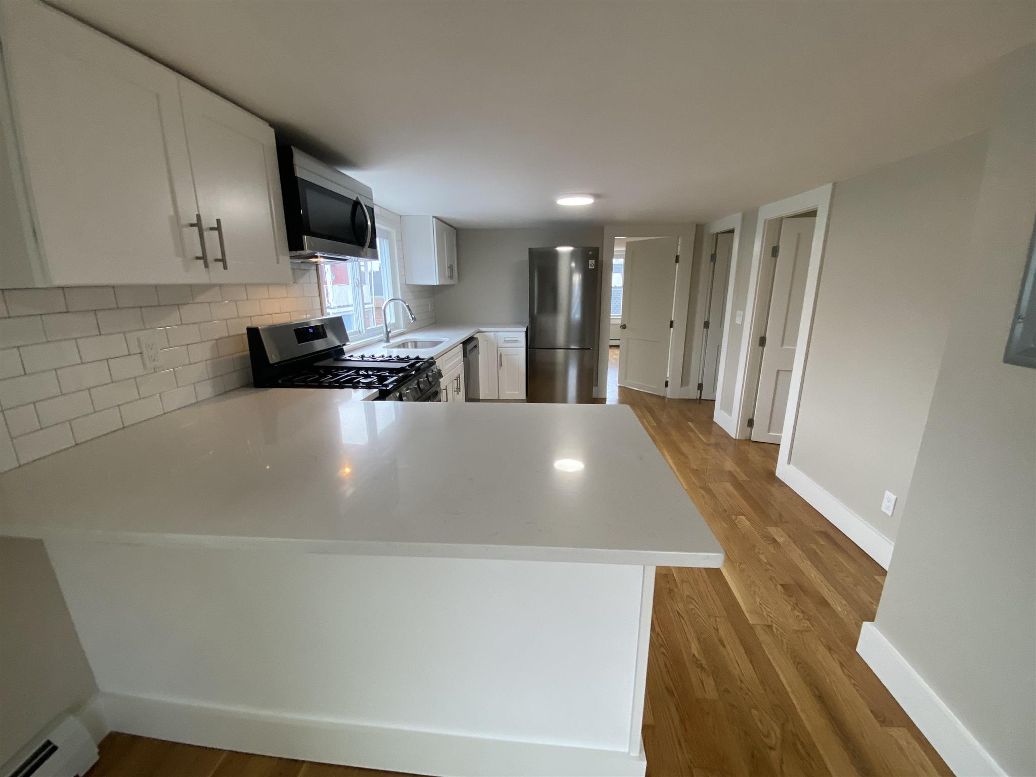 2 bed, 1 bath apartment for rent at 8 Fisk Ave Unit 3, Magoun Square — photo 2 of 13