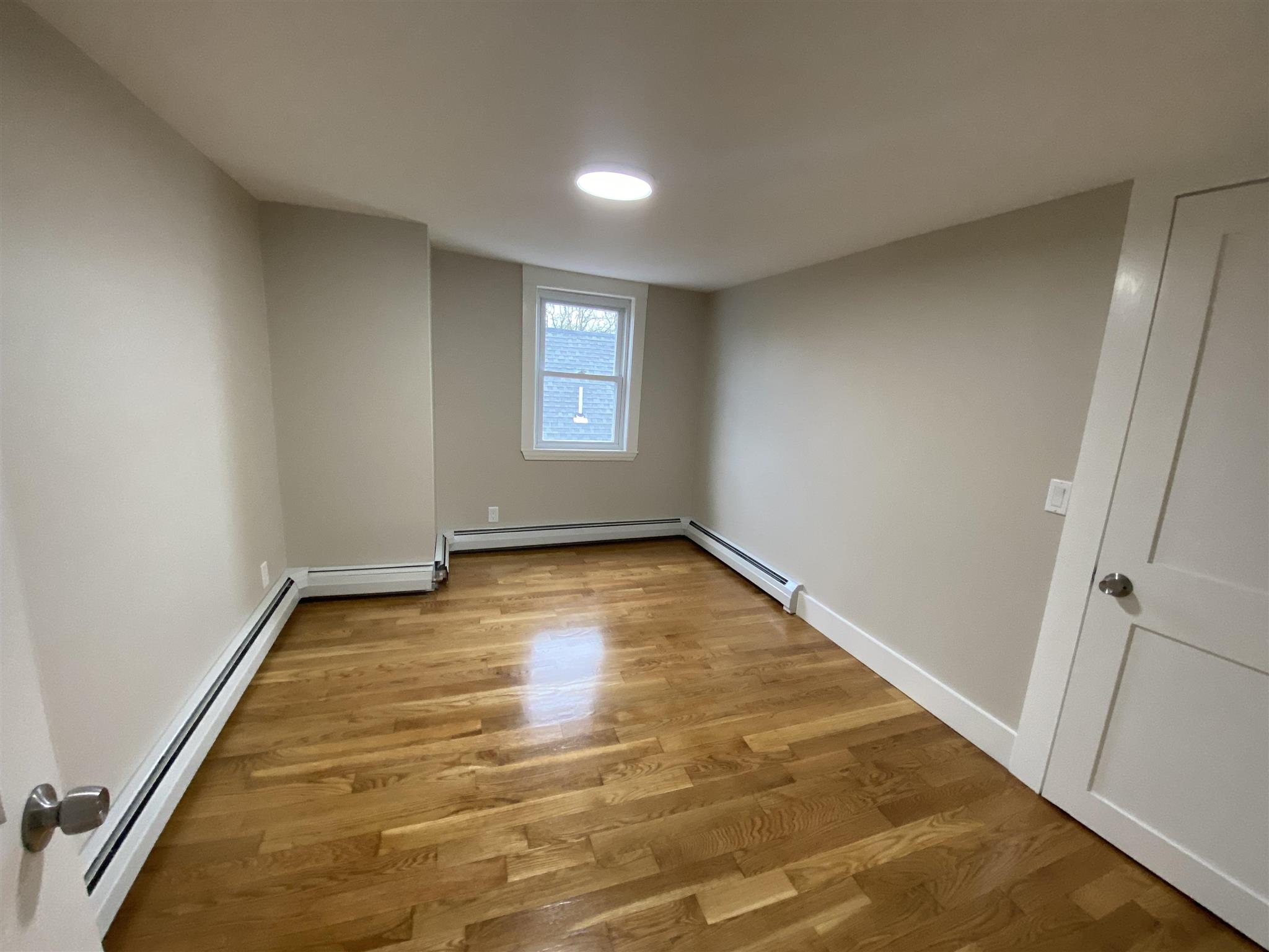 2 bed, 1 bath apartment for rent at 8 Fisk Ave Unit 3, Magoun Square — photo 7 of 13