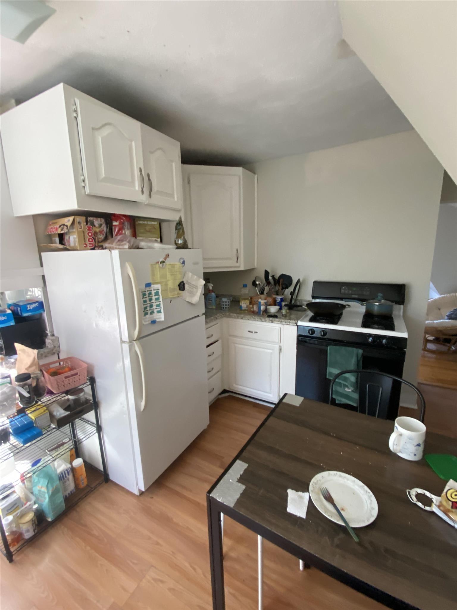 5 bed, 1 bath apartment for rent at 14.5 Fairmount St Unit 1, Tufts University — photo 2 of 10