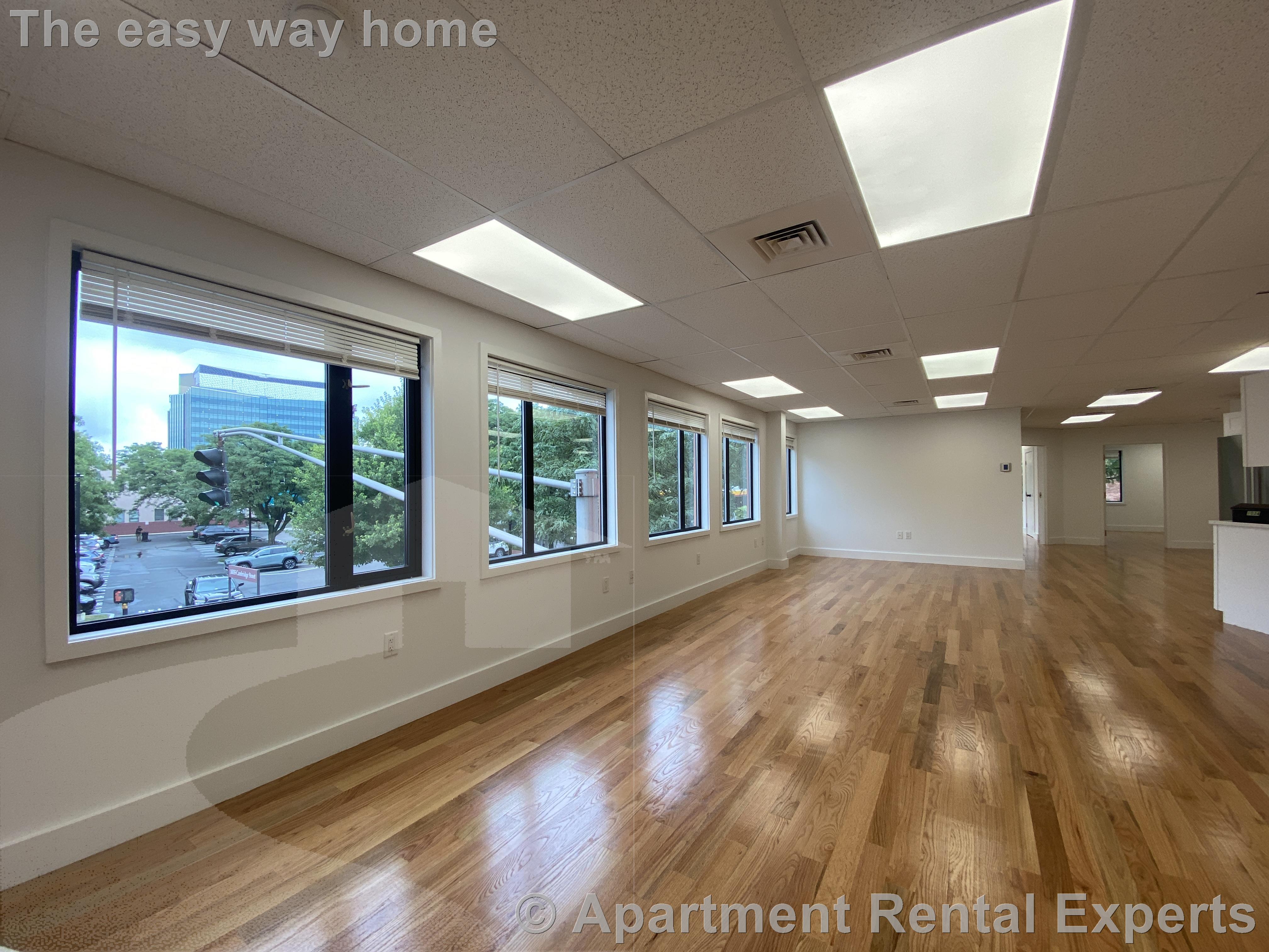 1034 Cambridge St, Wellington-Harrington