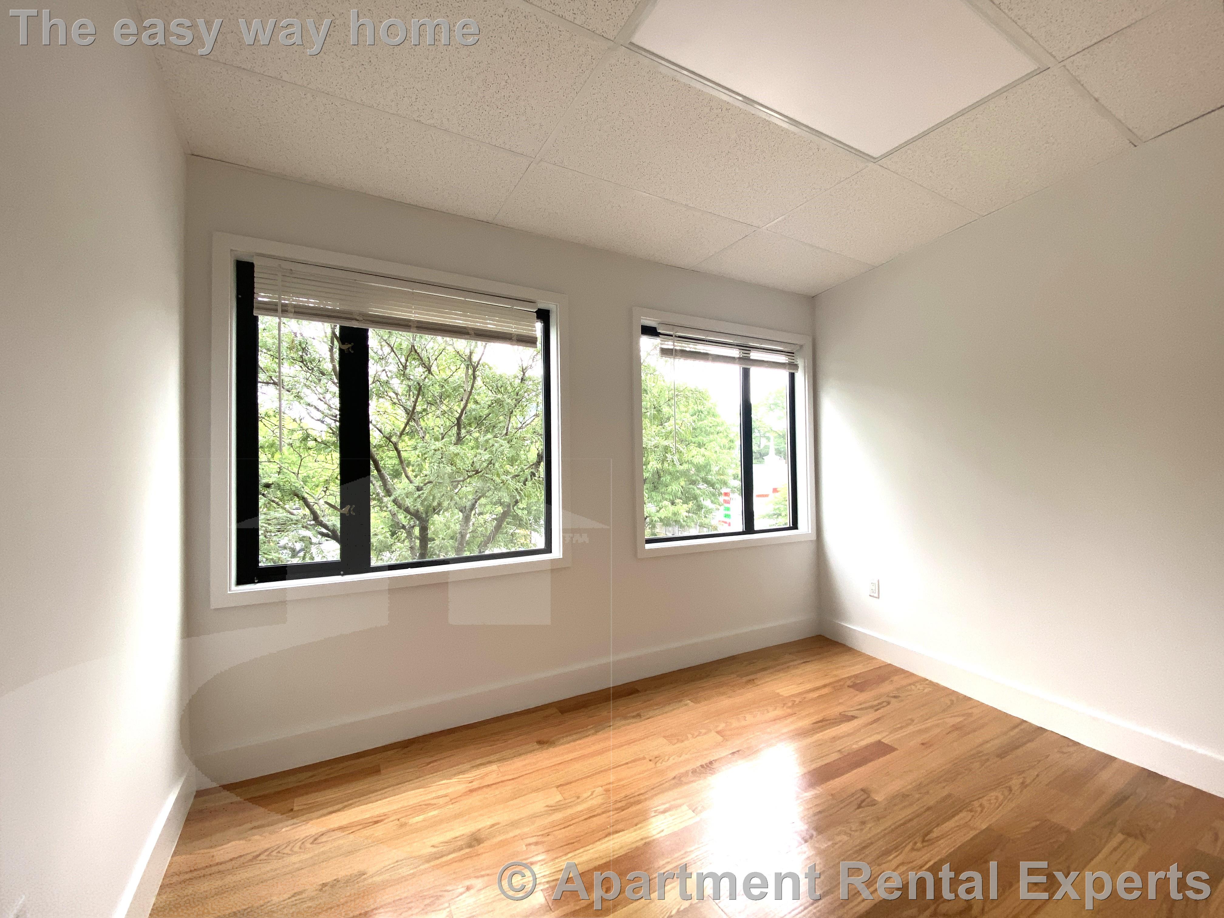 1034 Cambridge St, Wellington-Harrington