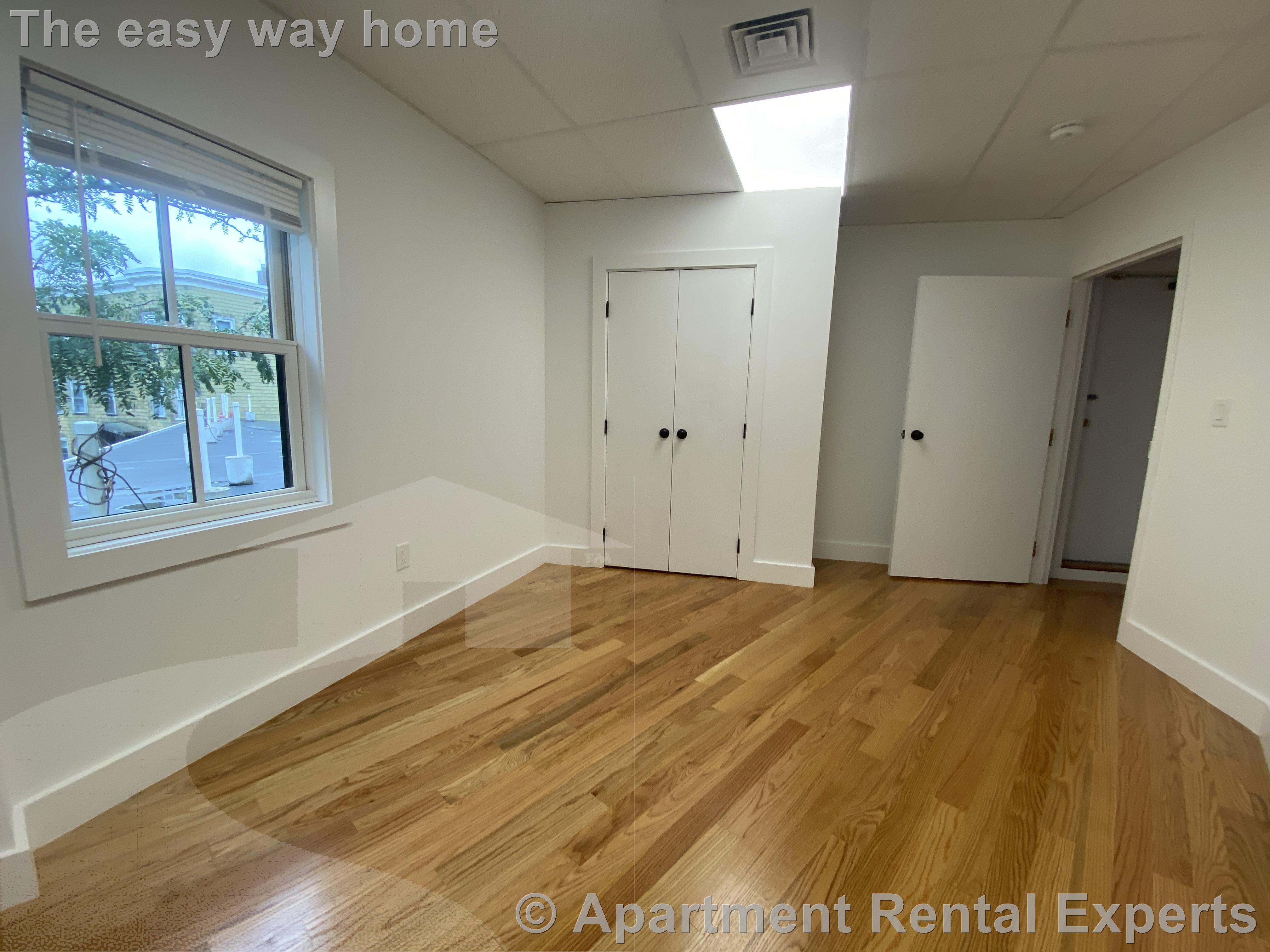 1034 Cambridge St, Wellington-Harrington